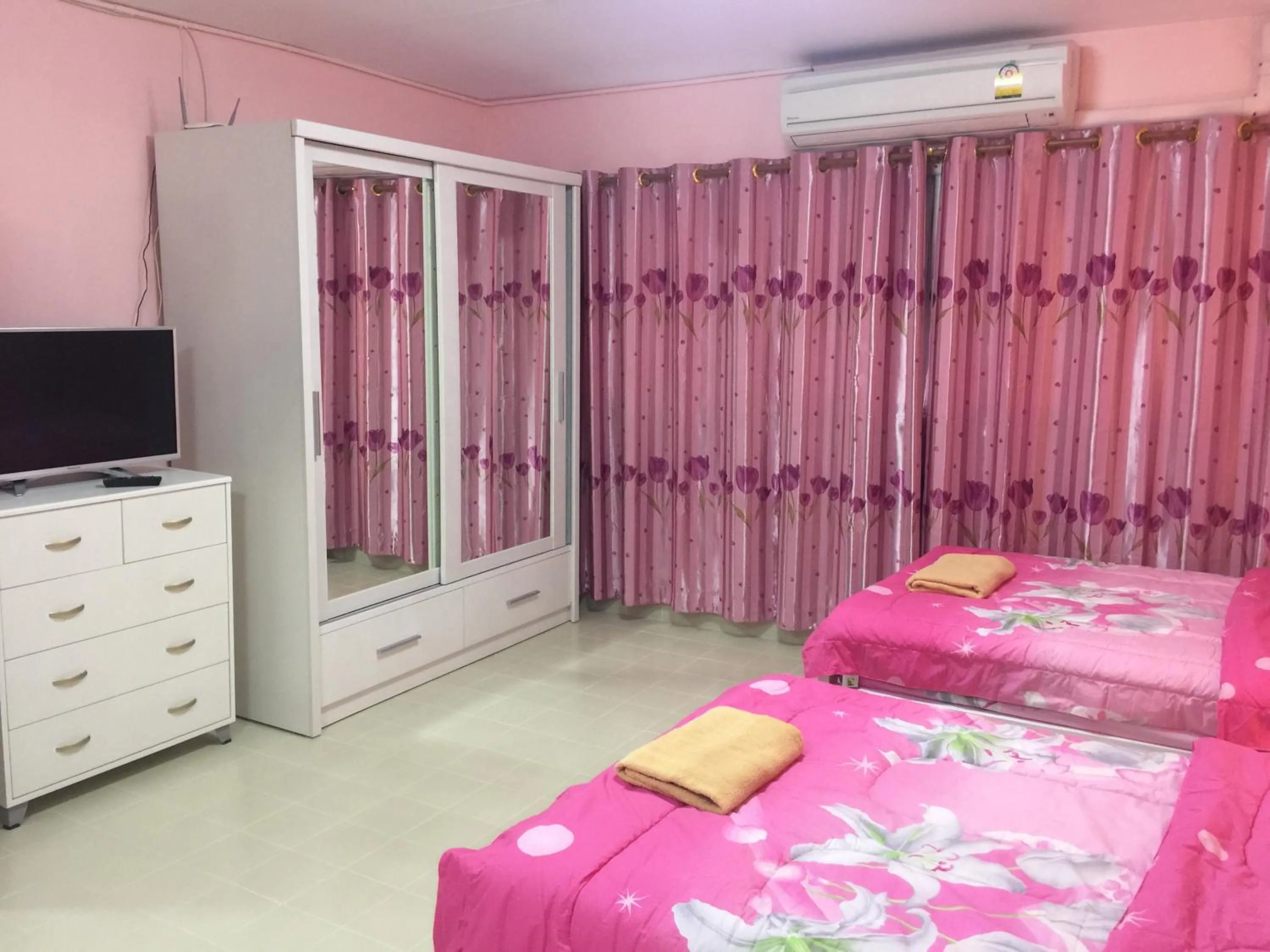 Bed in SK Muang Thong Thani