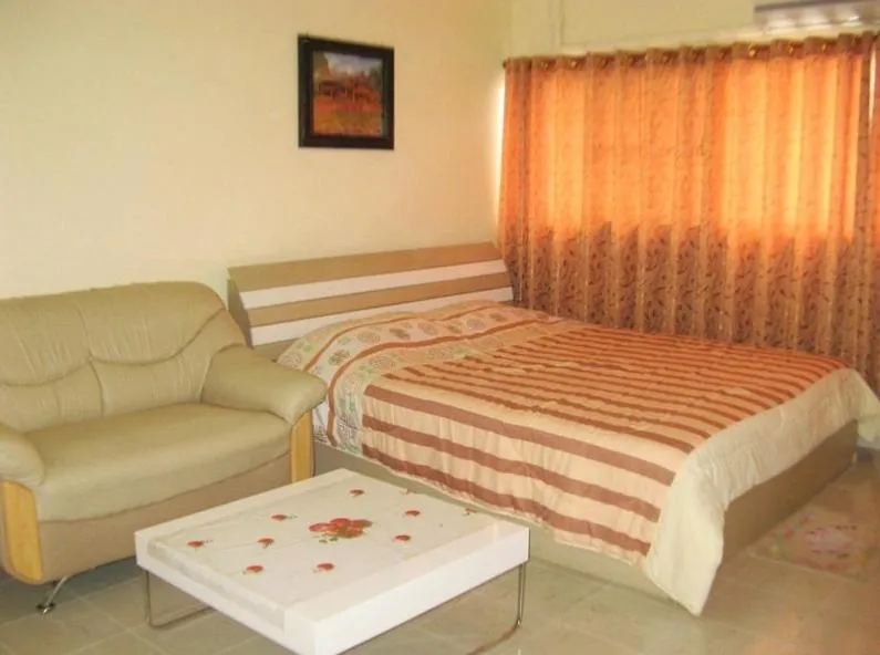 Photo of the whole room, Bed in SK Muang Thong Thani