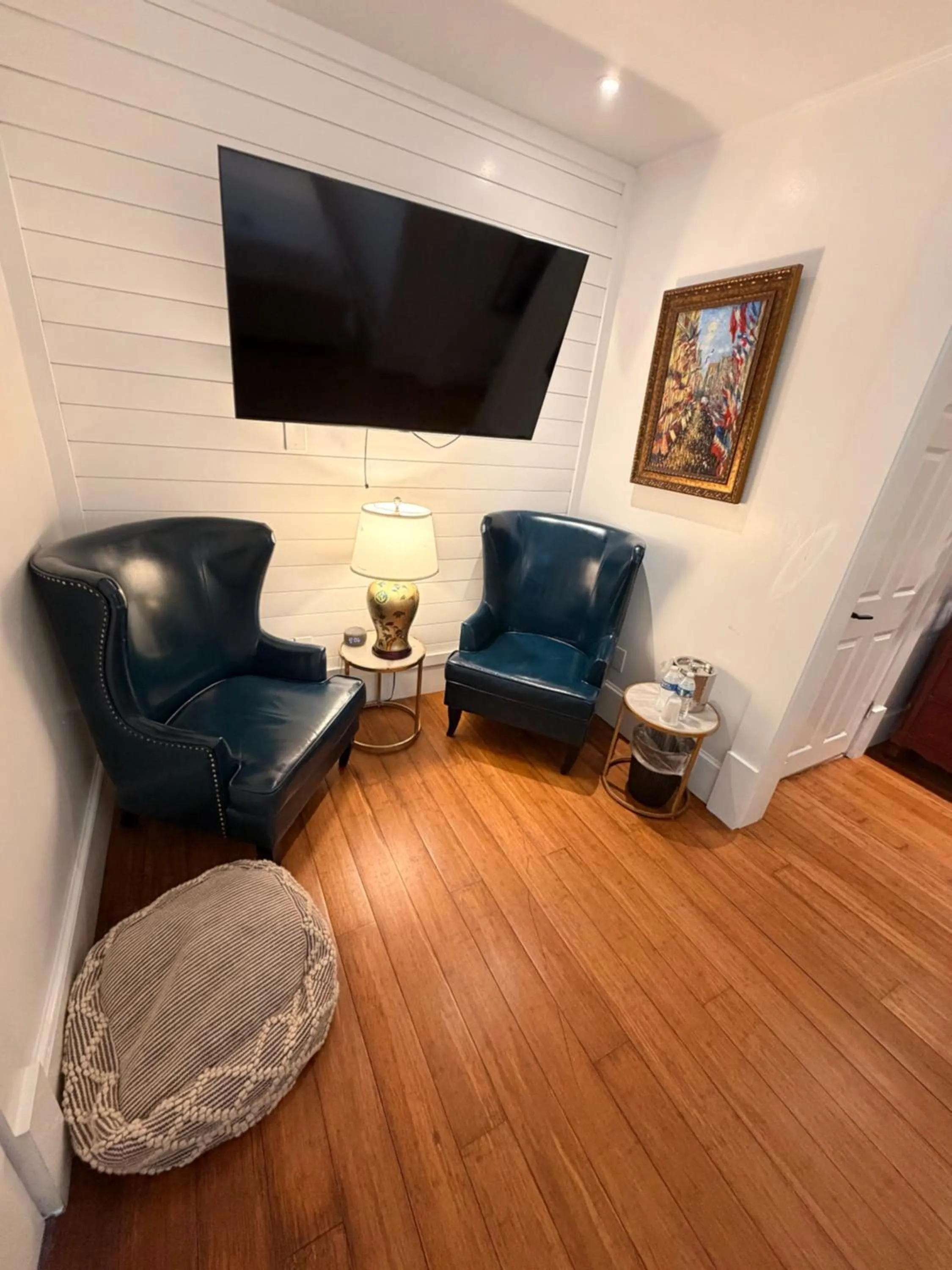 Casablanca Inn on the Bay