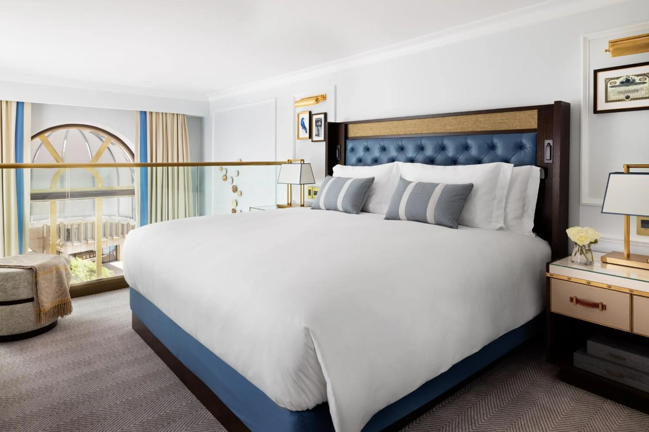 Bedroom, Bed in The Langham, Boston