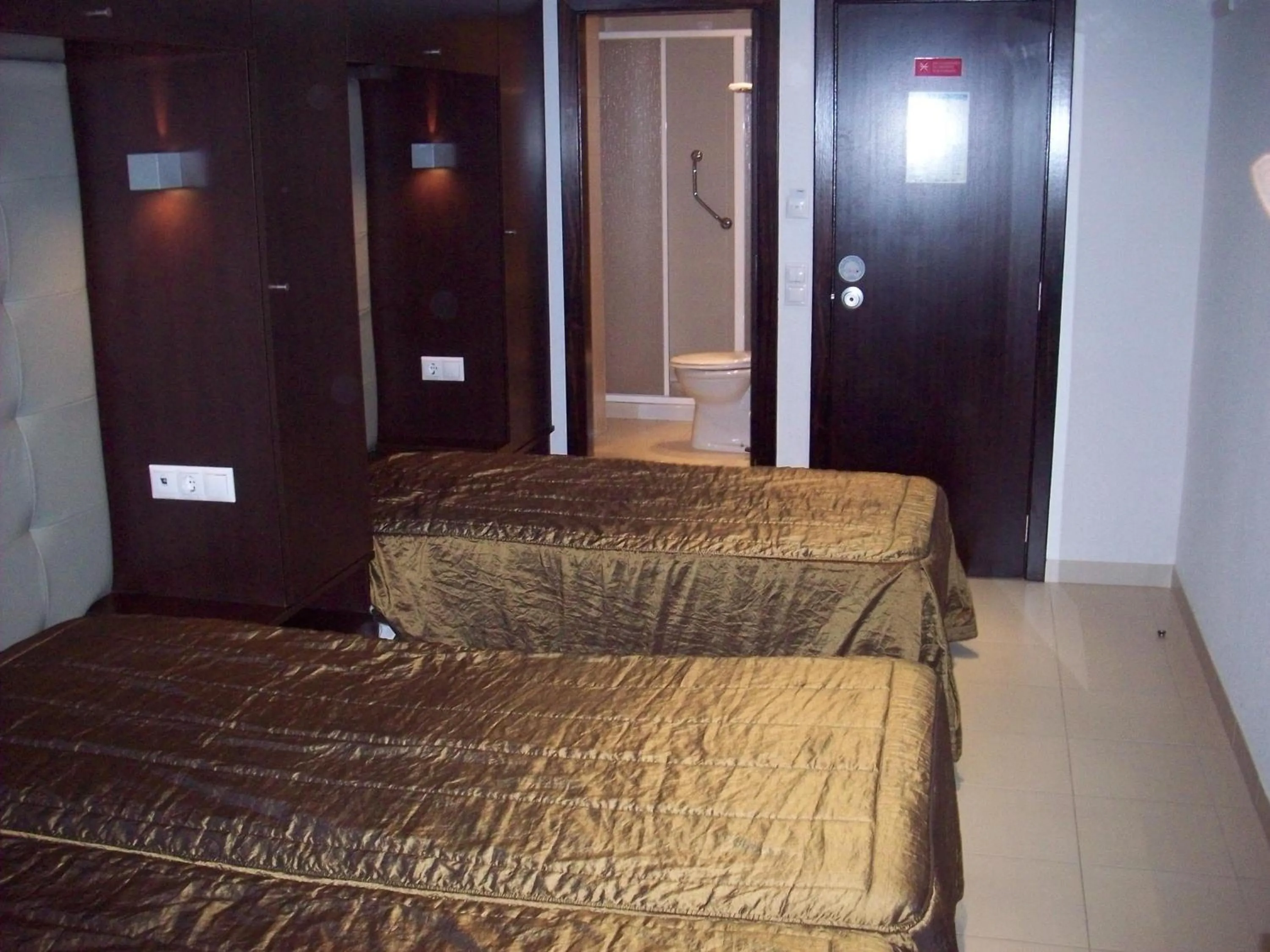 Bed in Residência São Francisco by Umbral