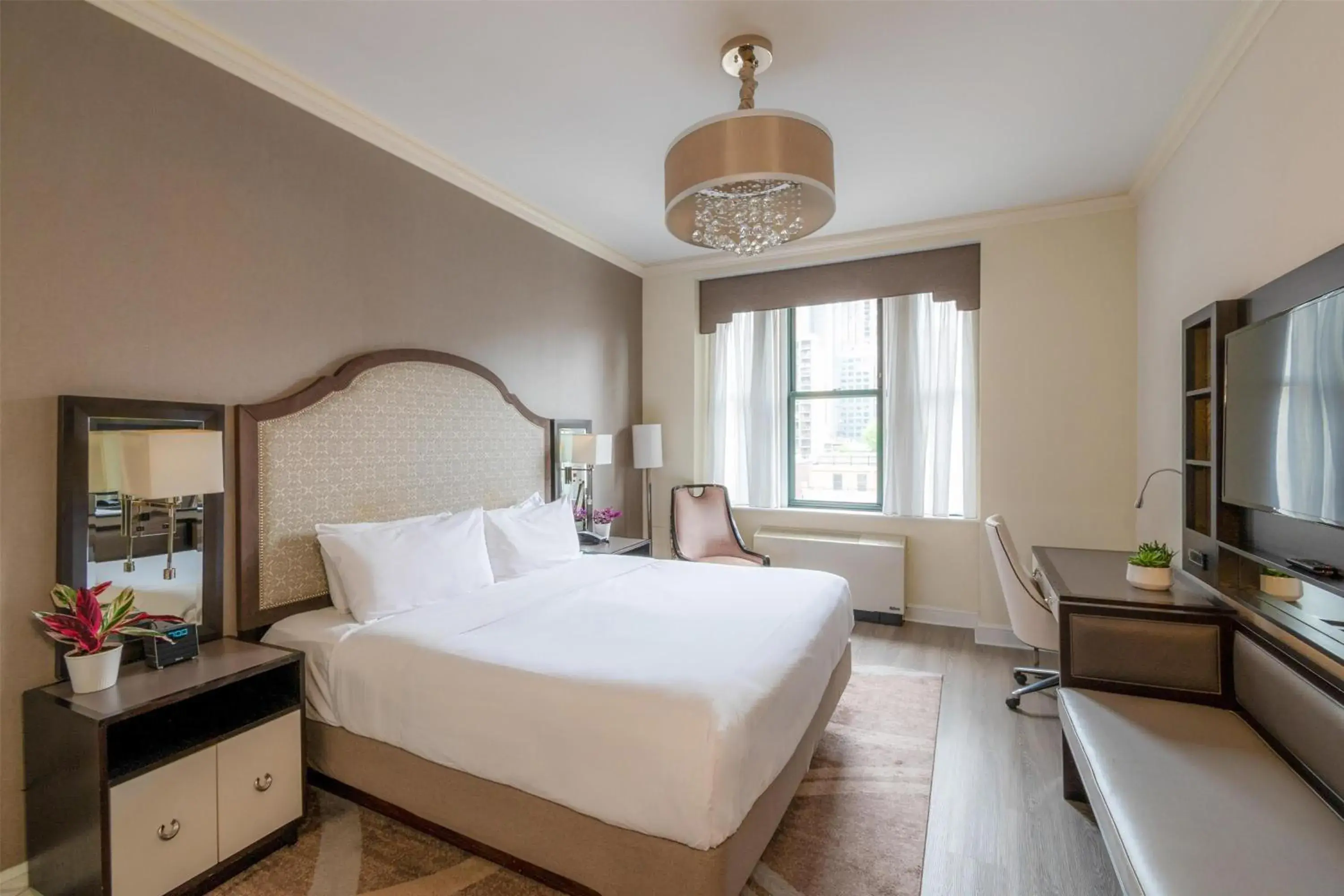 Bedroom, Bed in Park South Hotel, part of JdV by Hyatt Bedroom, Bed in Park South Hotel, part of JdV by Hyatt