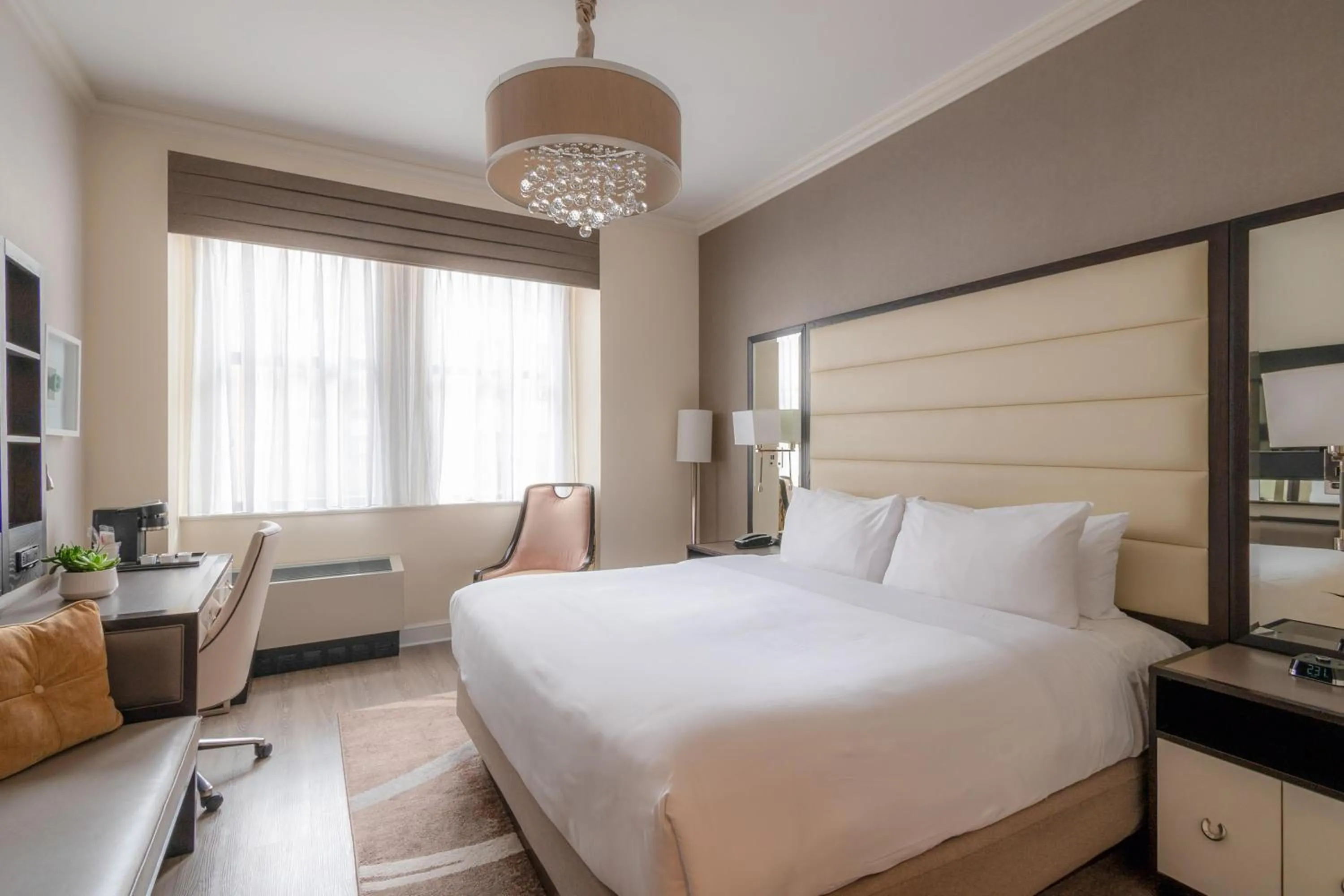 Bedroom, Bed in Park South Hotel, part of JdV by Hyatt