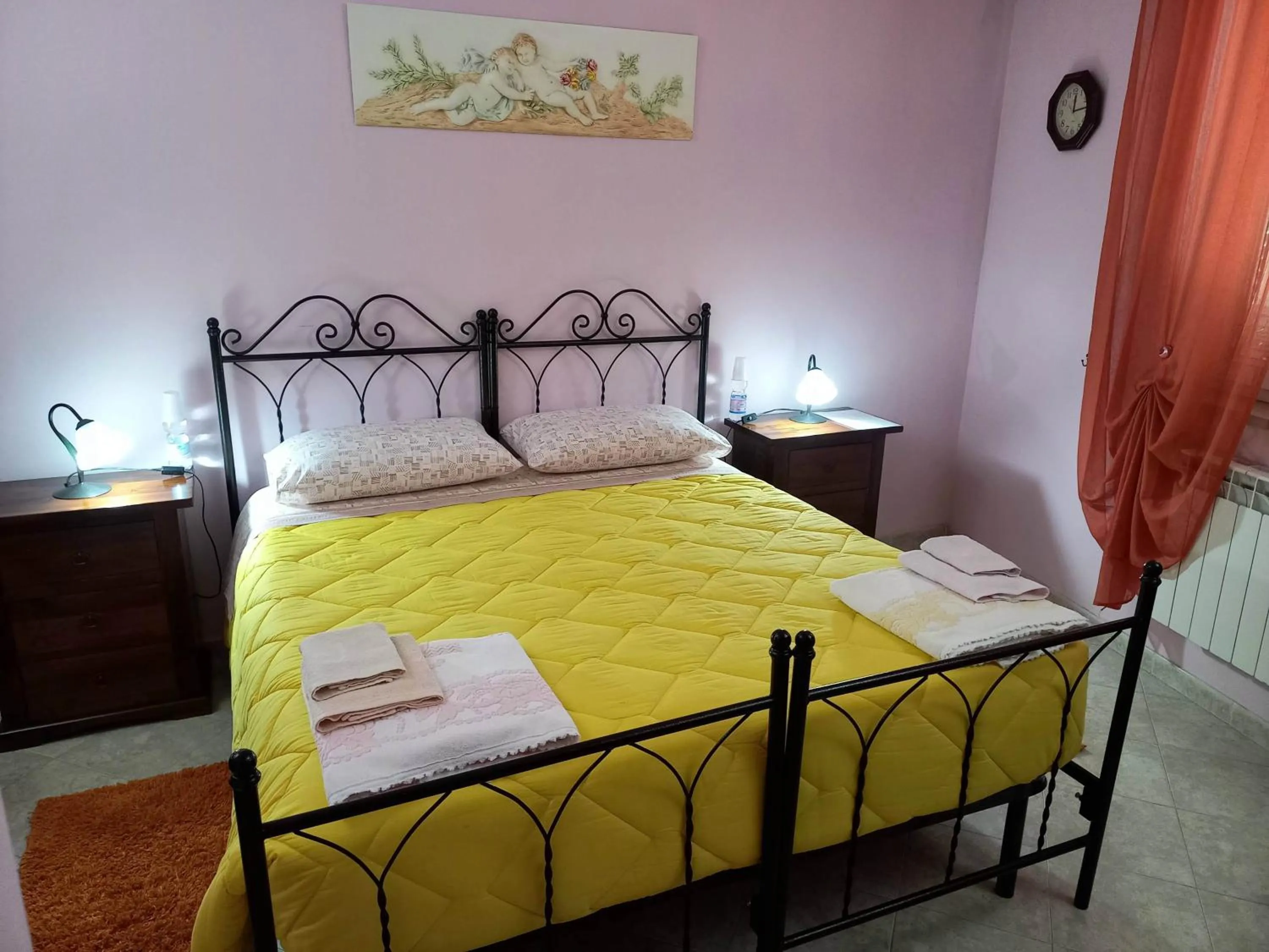 Photo of the whole room, Bed in B&B Le Colonne