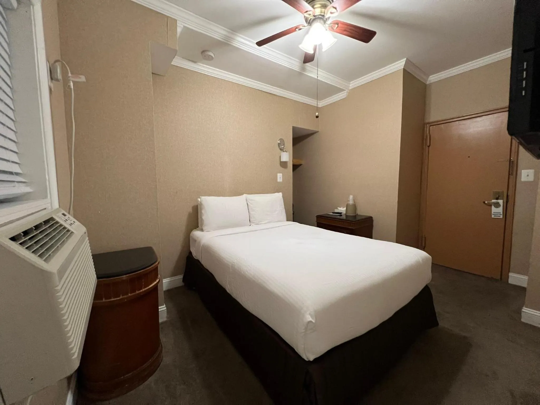 Bed in District Hotel