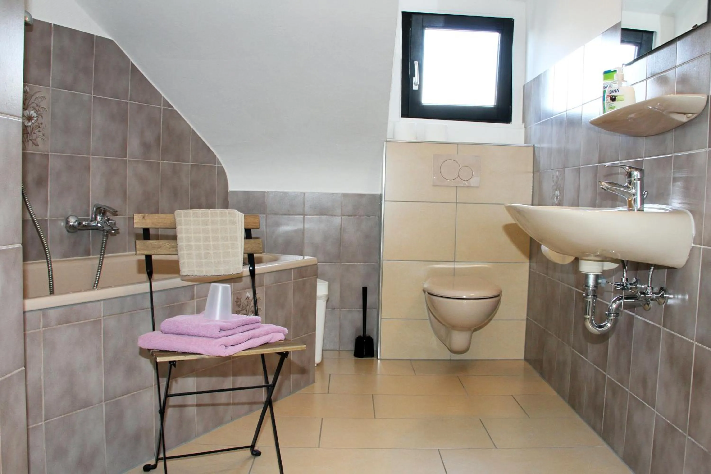 Bathroom in Hotel Klenkes am Bahnhof