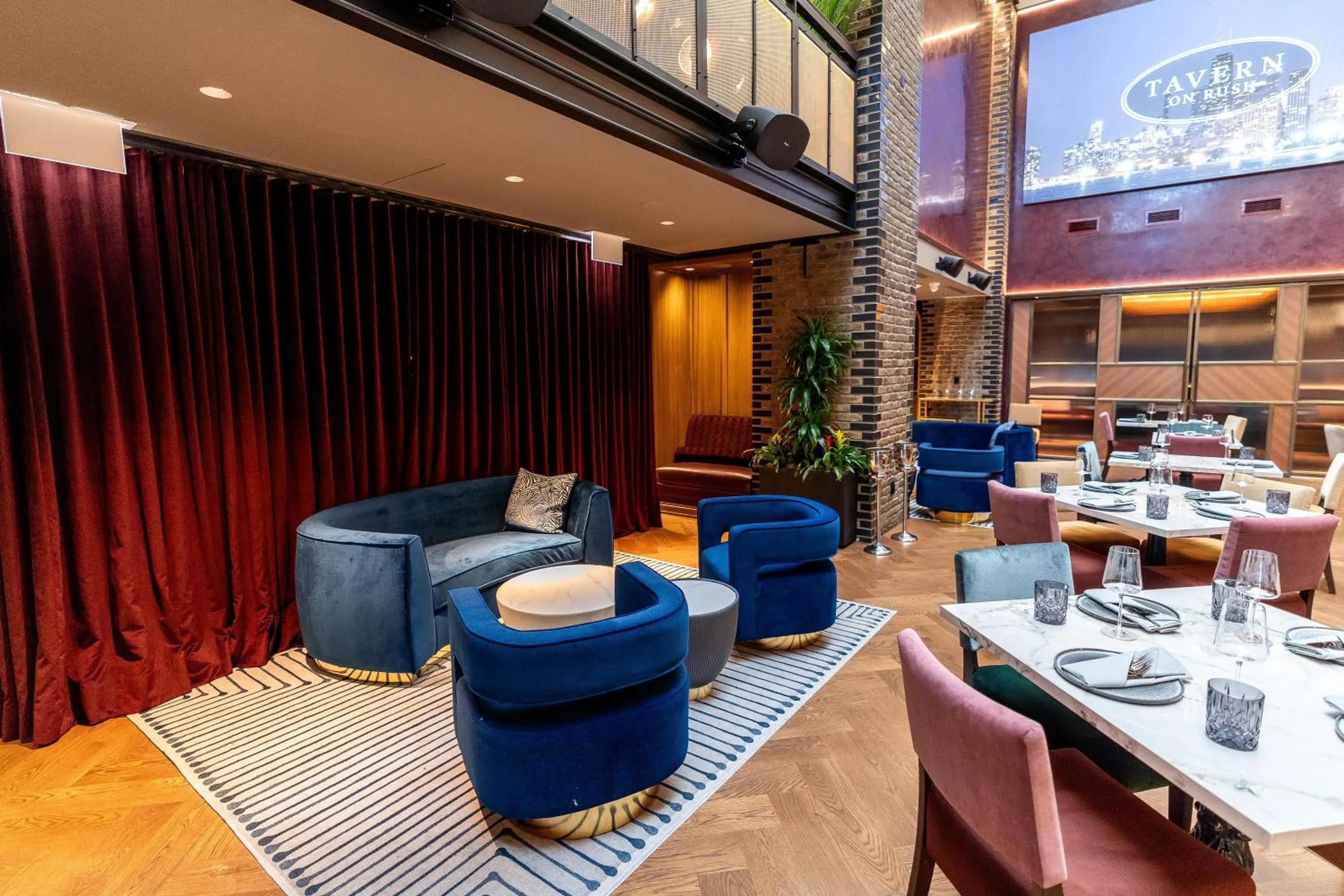 Restaurant/places to eat in Thompson Chicago, by Hyatt