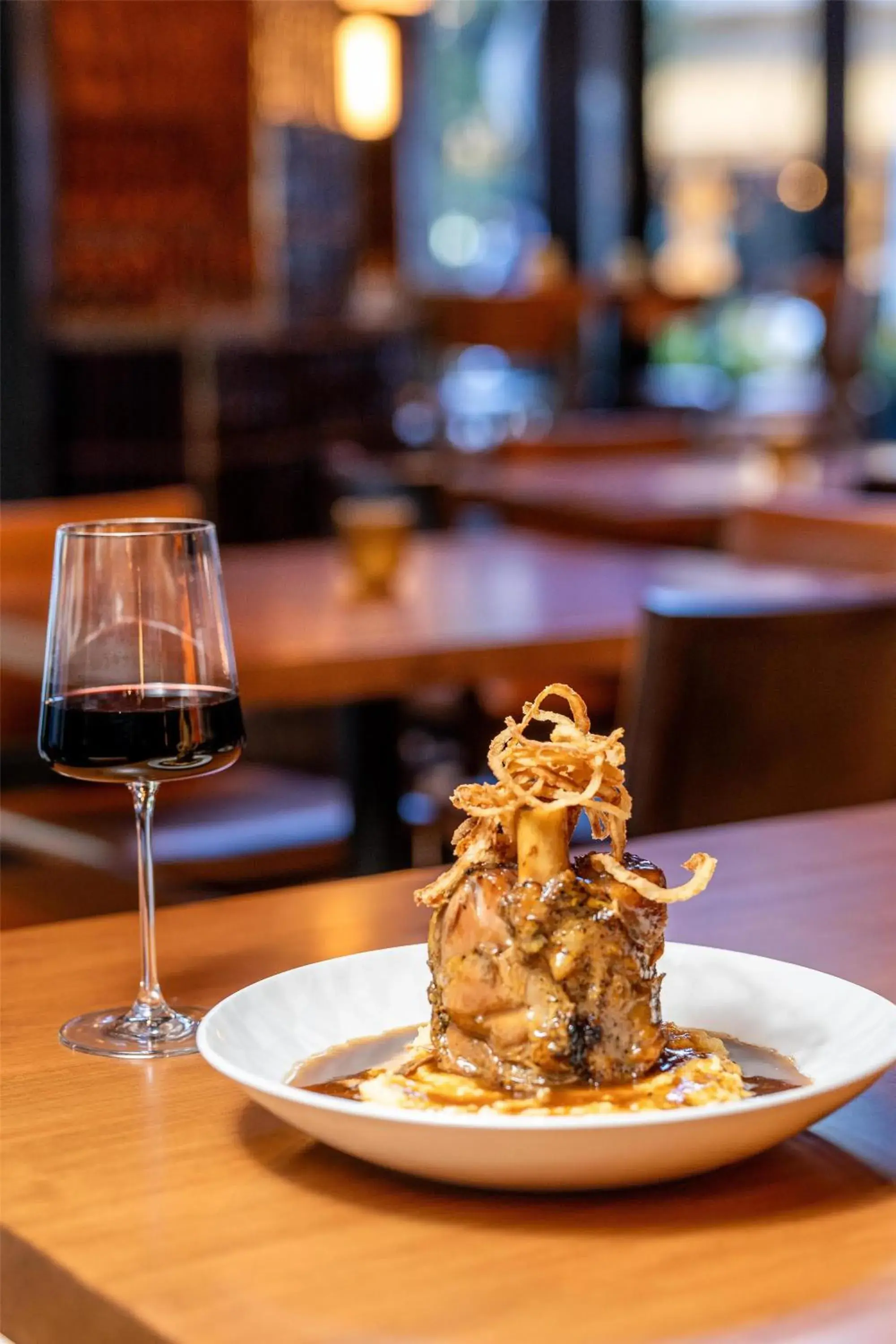 Restaurant/places to eat in Thompson Chicago, by Hyatt Restaurant/places to eat in Thompson Chicago, by Hyatt