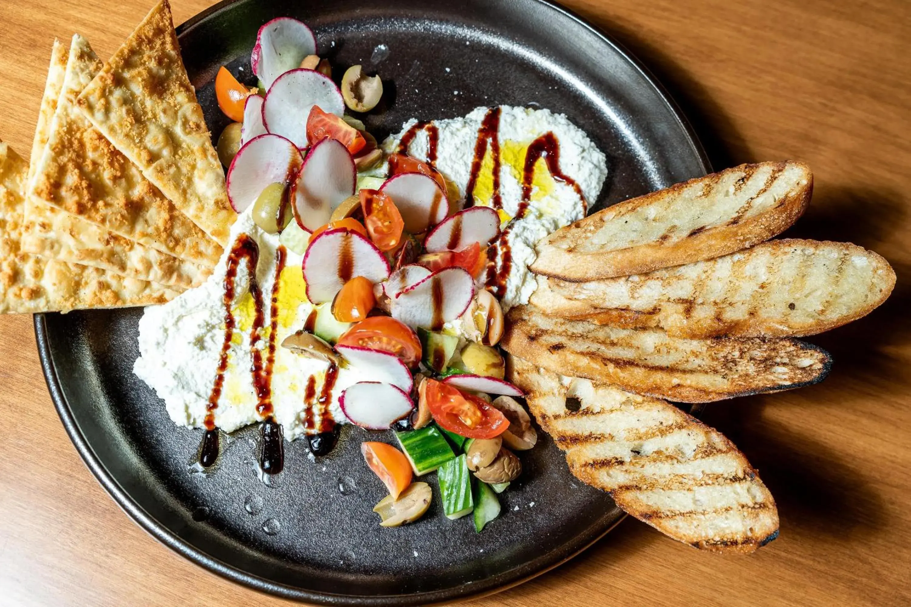 Restaurant/places to eat in Thompson Chicago, by Hyatt Restaurant/places to eat in Thompson Chicago, by Hyatt