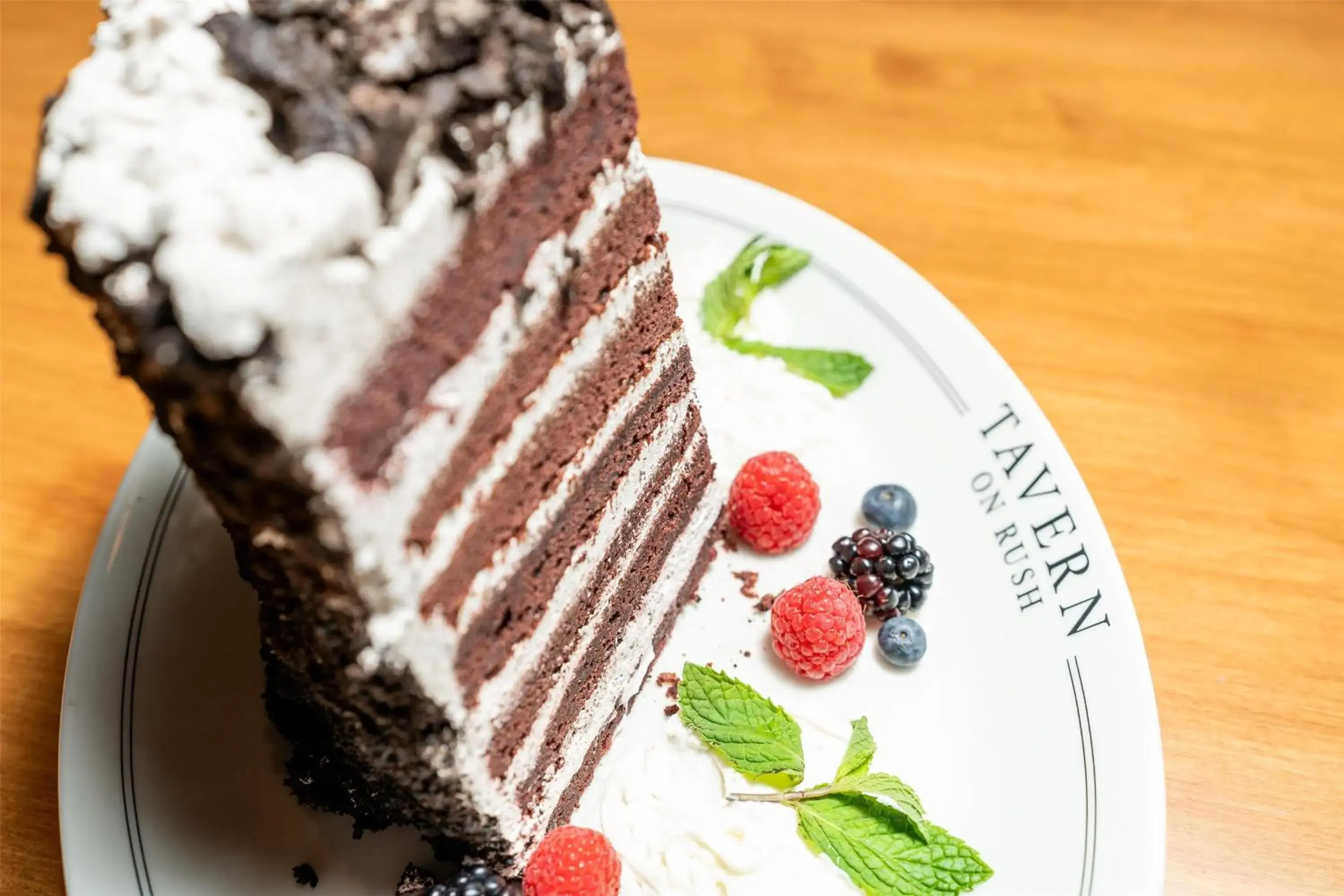 Restaurant/places to eat in Thompson Chicago, by Hyatt Restaurant/places to eat in Thompson Chicago, by Hyatt