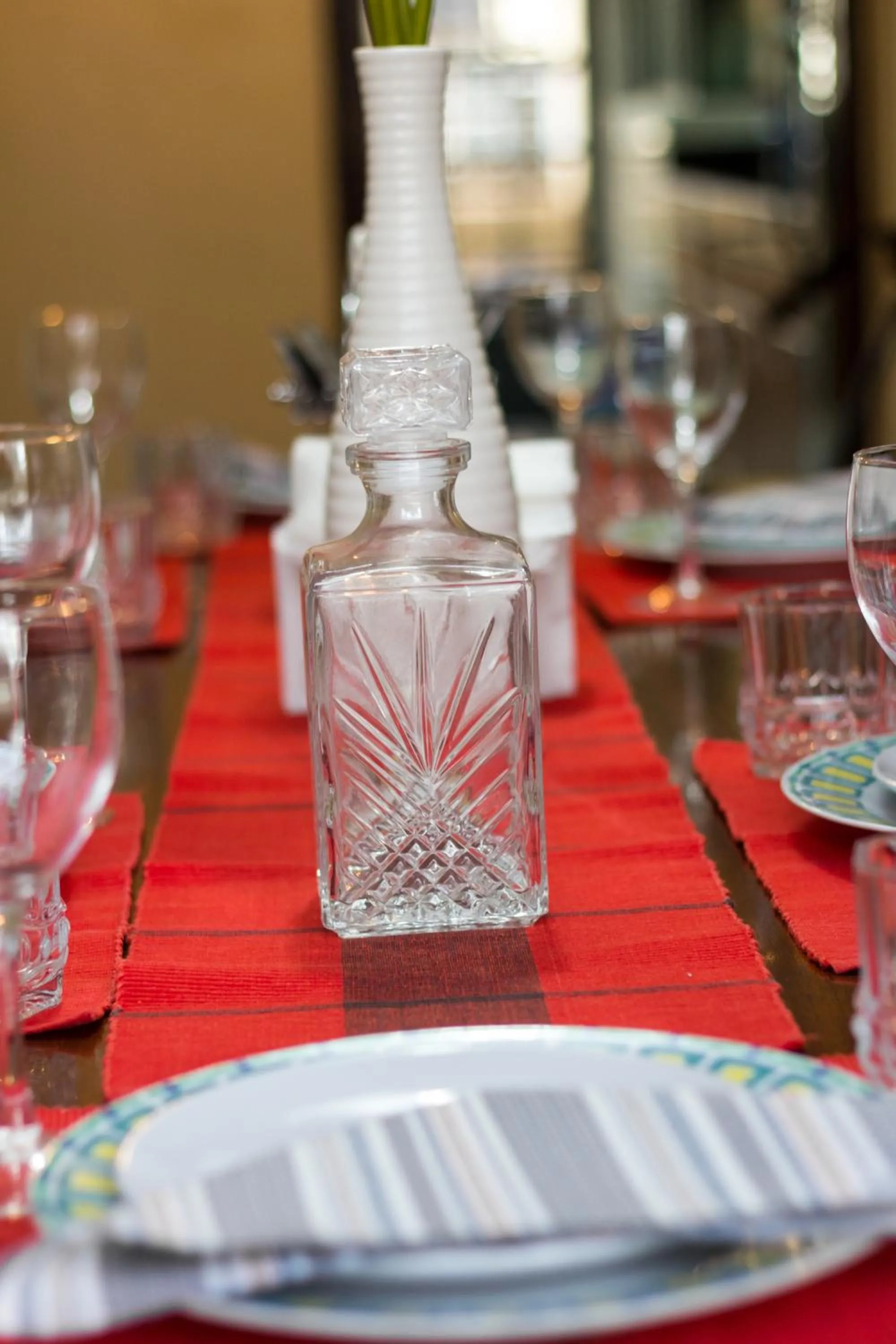 Dining area in Takdiri Homes
