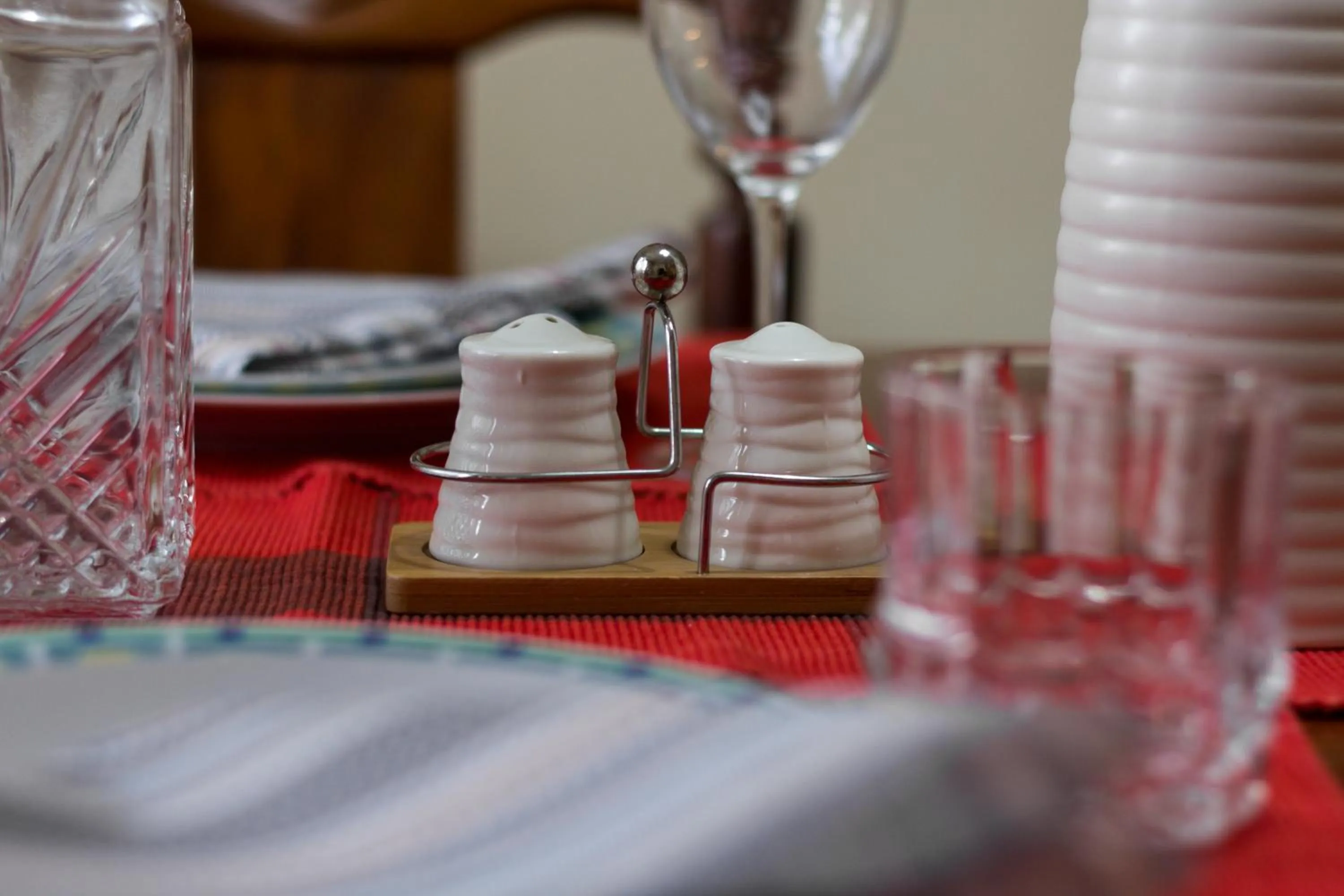 Coffee/tea facilities in Takdiri Homes