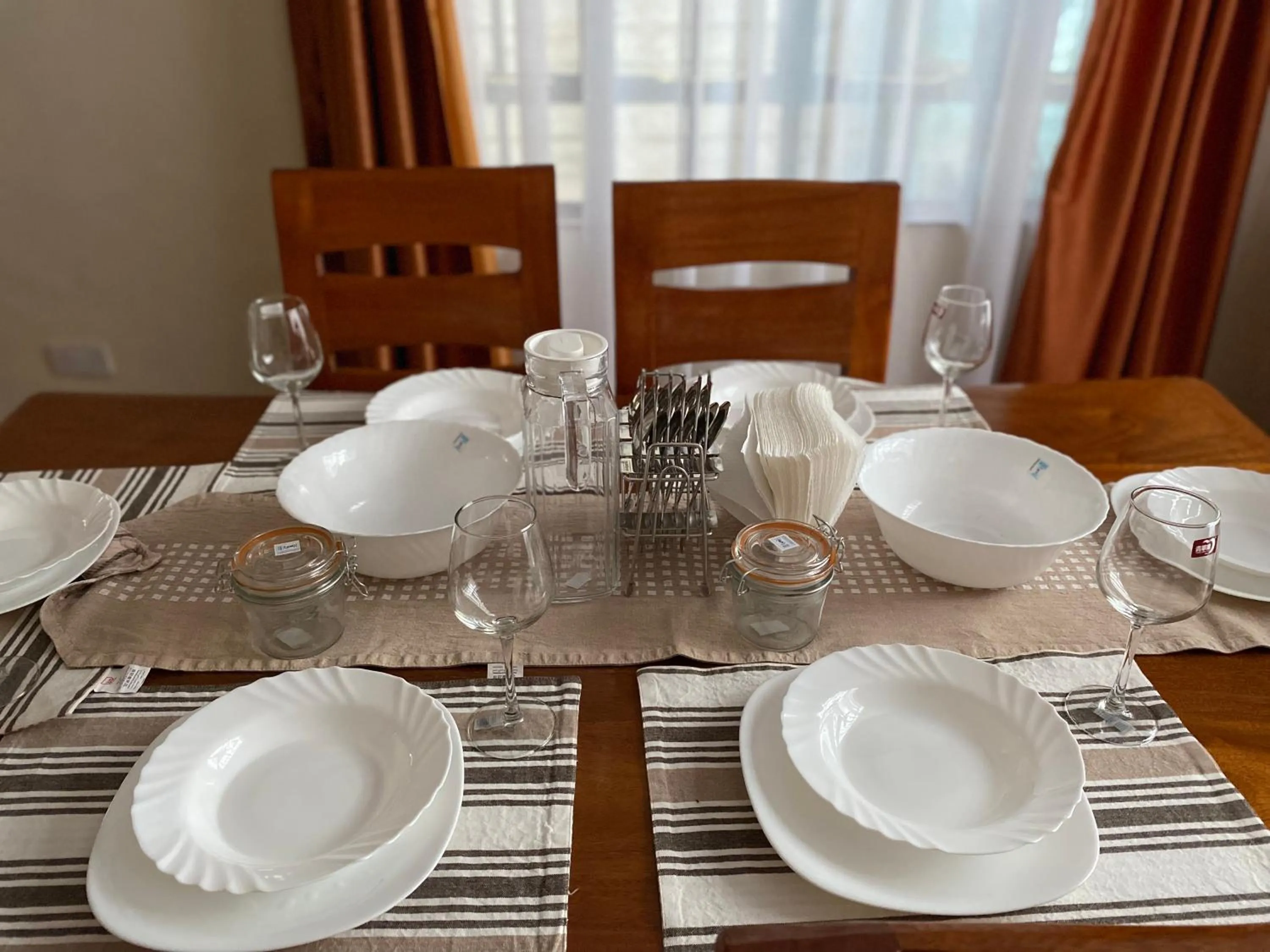 Dining area in Takdiri Homes