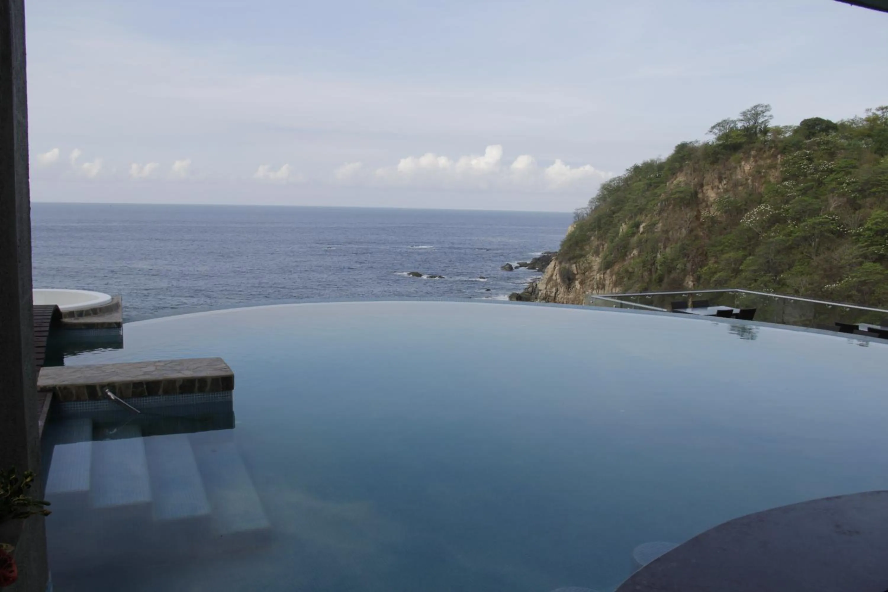 Pool view in Pacific King Hotel