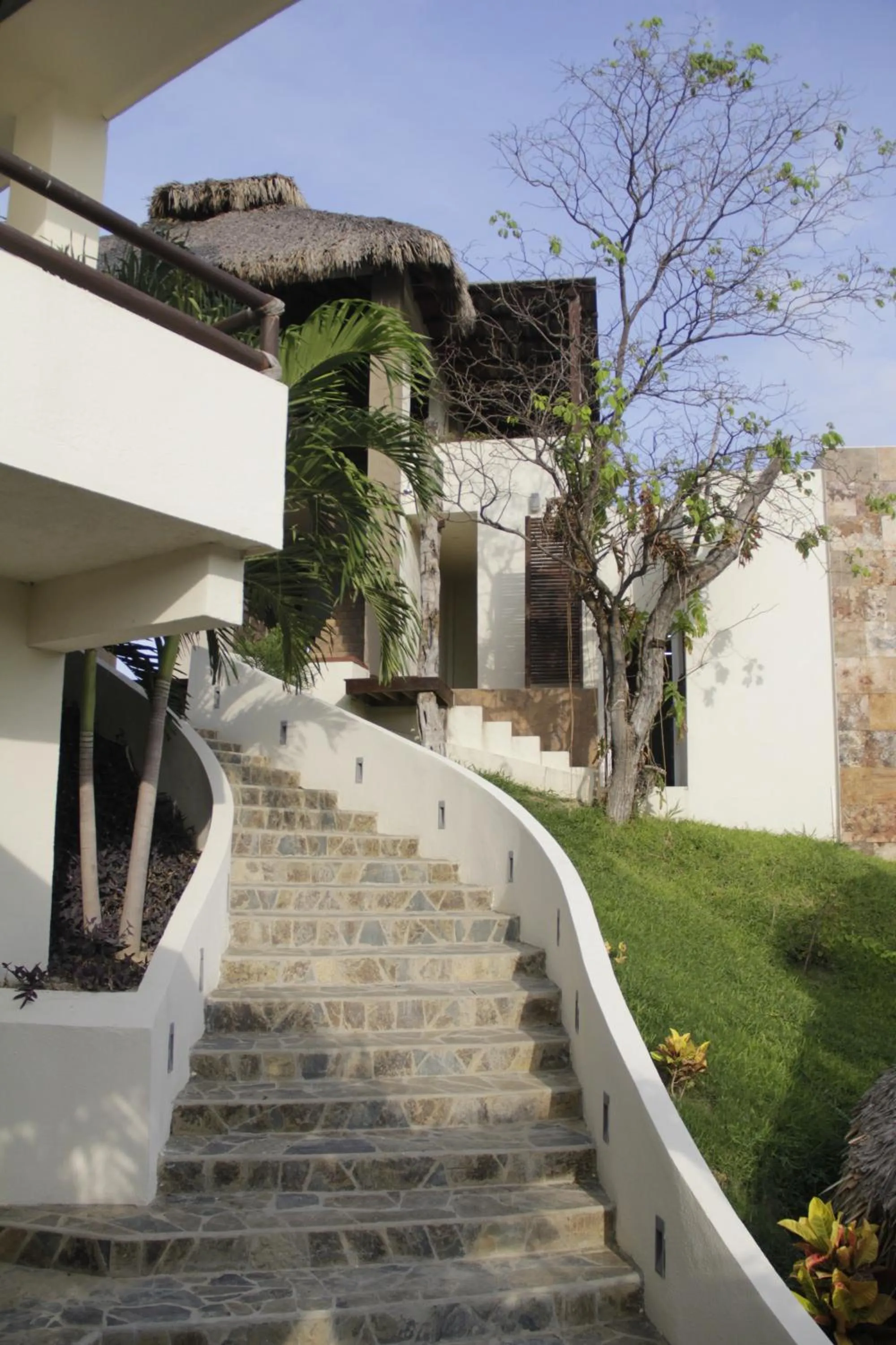 Property building in Pacific King Hotel