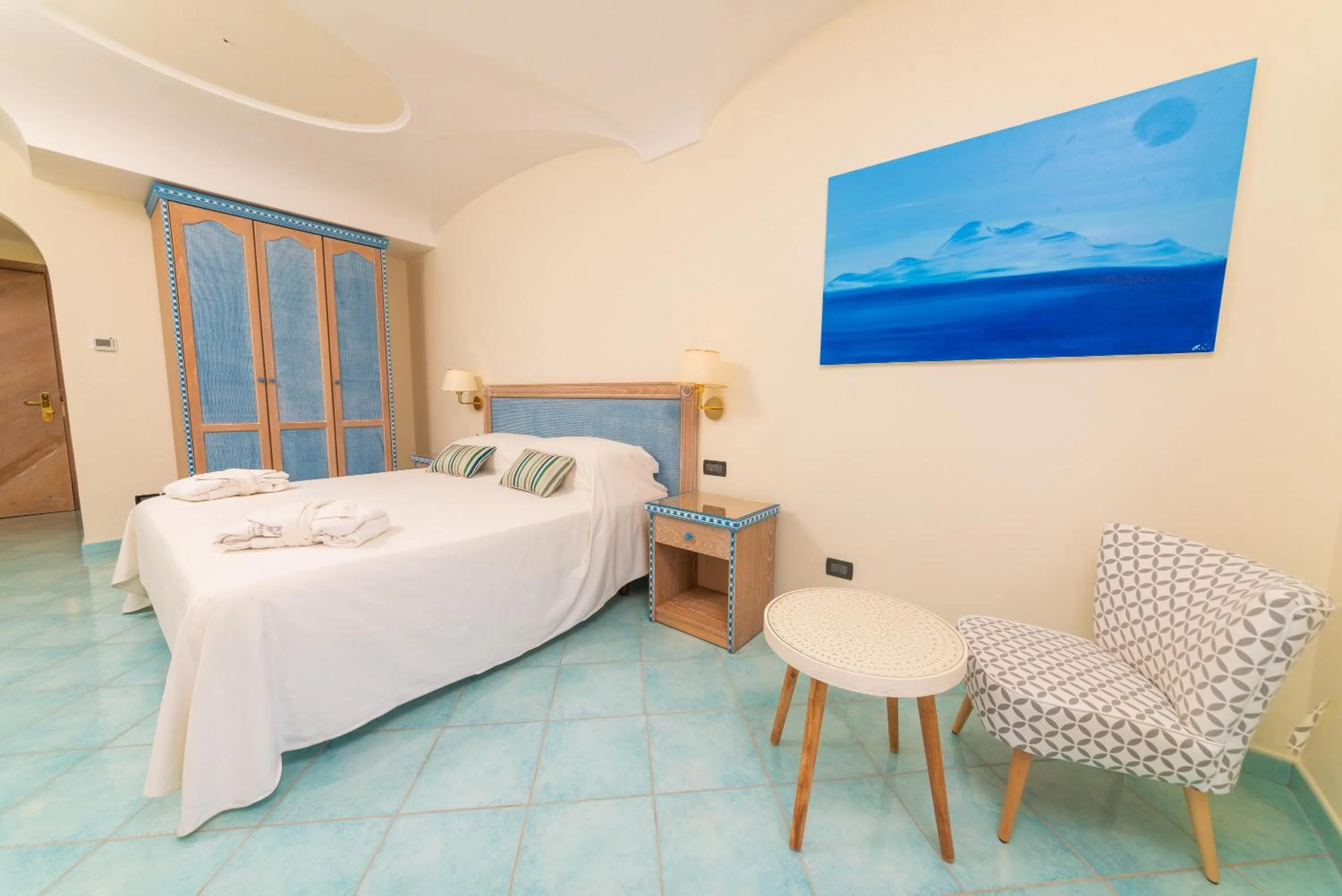 Photo of the whole room, Bed in Sorgeto Garden