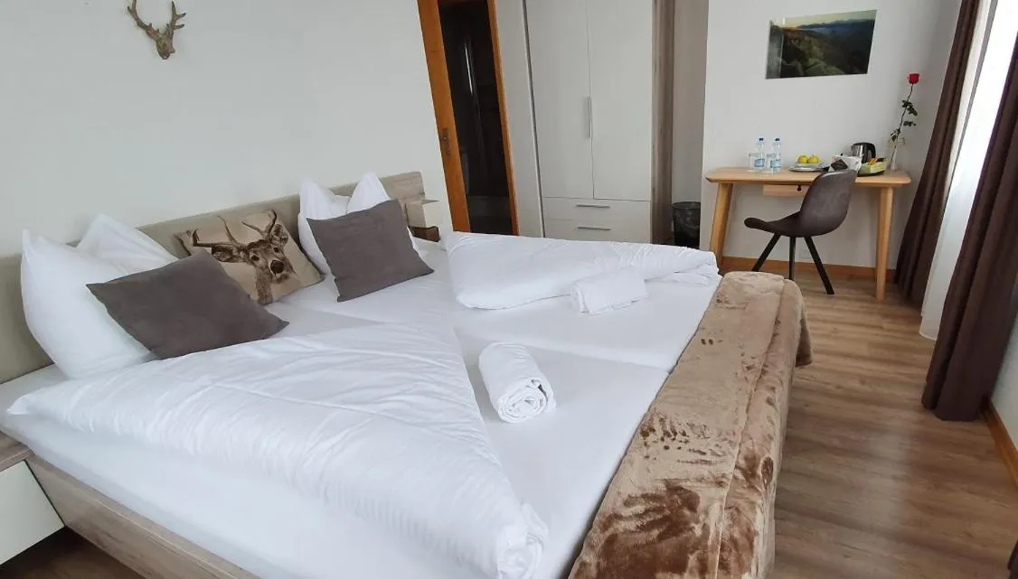 Bed in Hotel Rosengärtli
