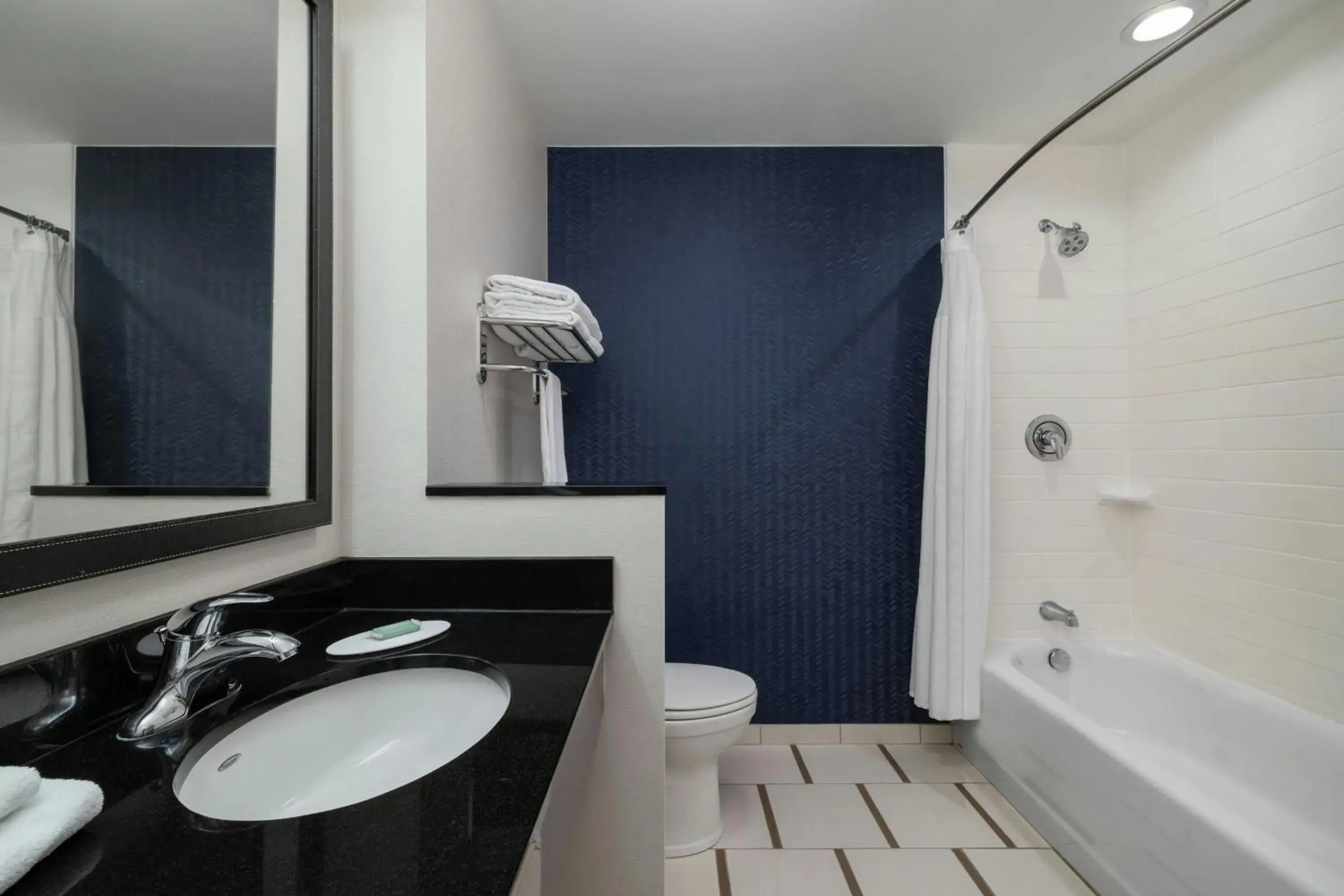 Room with Bay View in Fairfield Inn & Suites by Marriott Chincoteague Island Waterfront Room with Bay View in Fairfield Inn & Suites by Marriott Chincoteague Island Waterfront