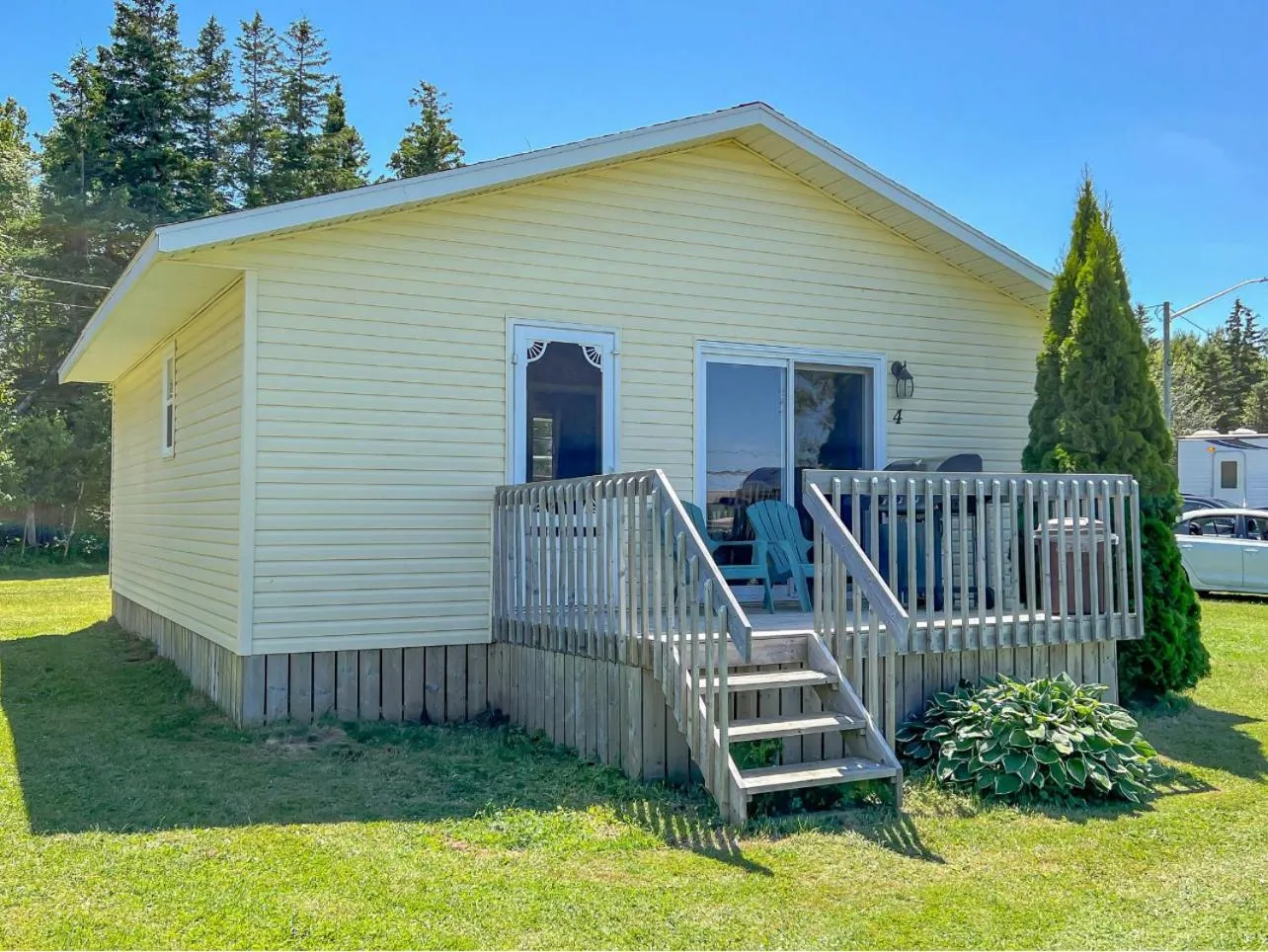Property building in Baywatch Lighthouse Cottages & Motel