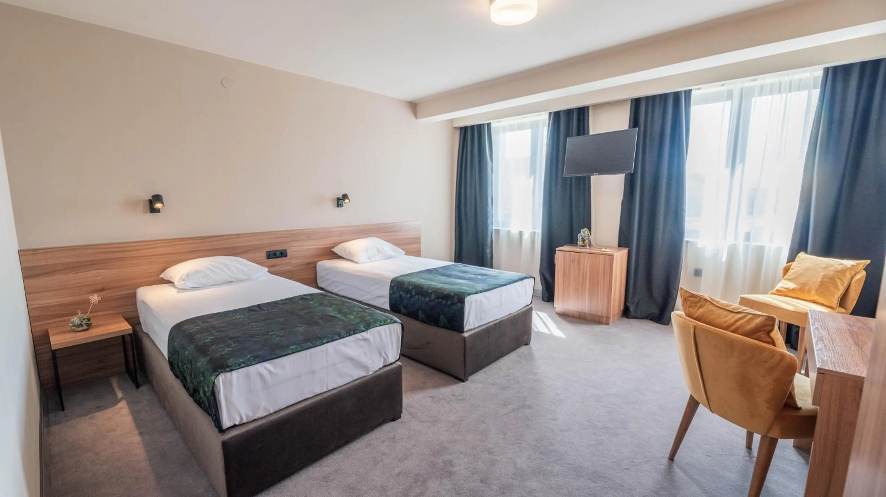 Photo of the whole room in Hotel Aloha