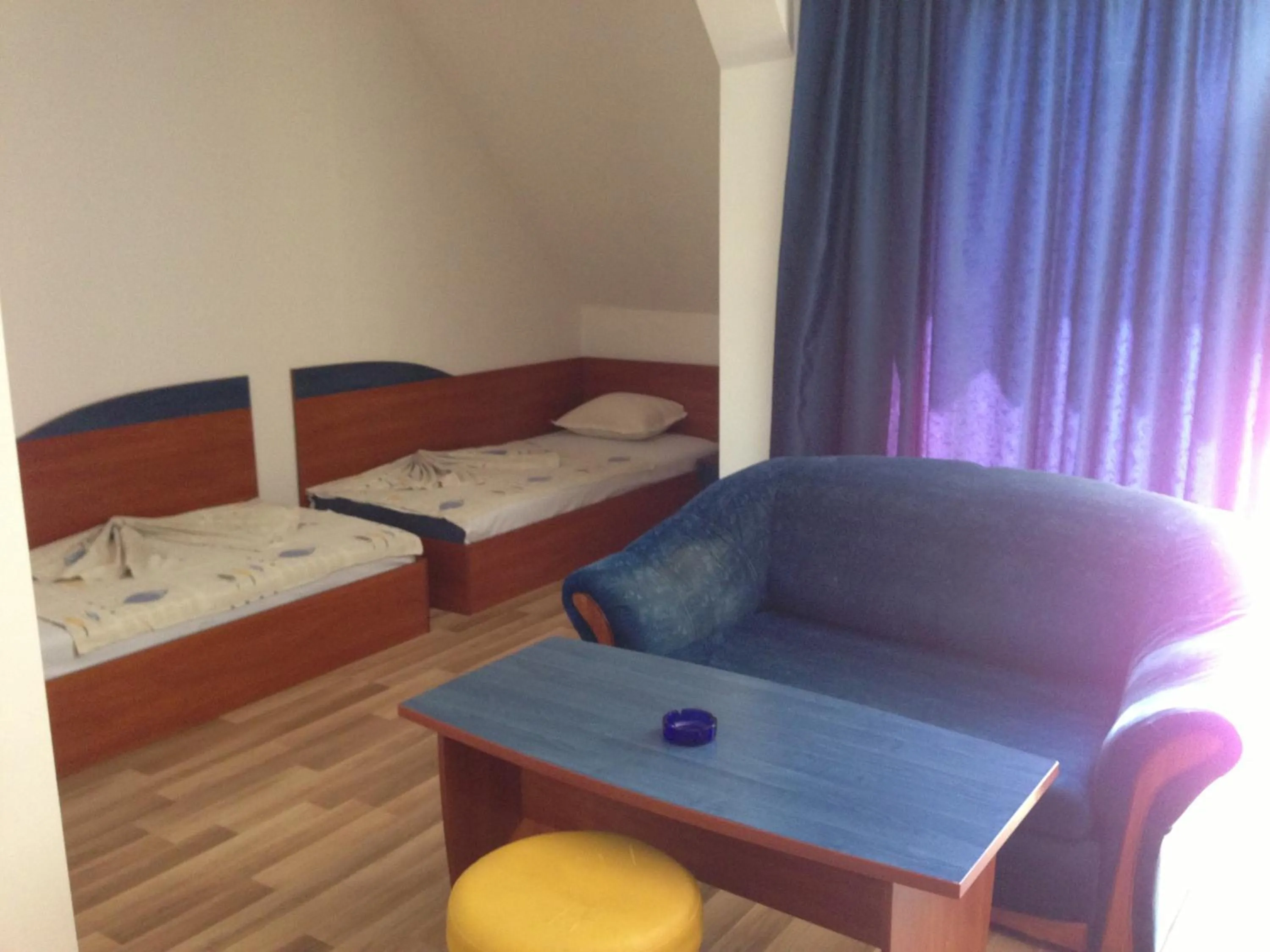 Bed in Complex Astra