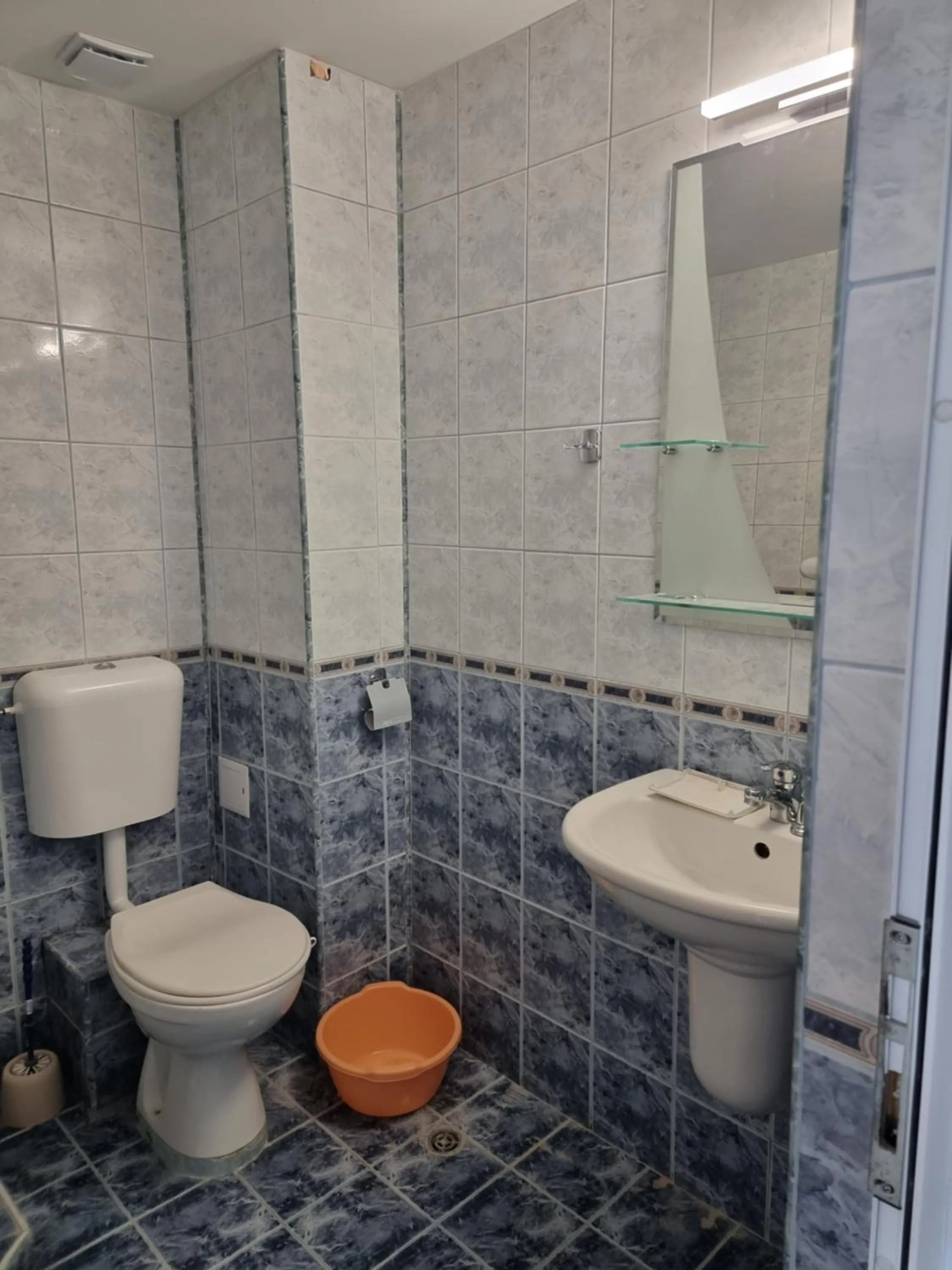 Bathroom in Complex Astra