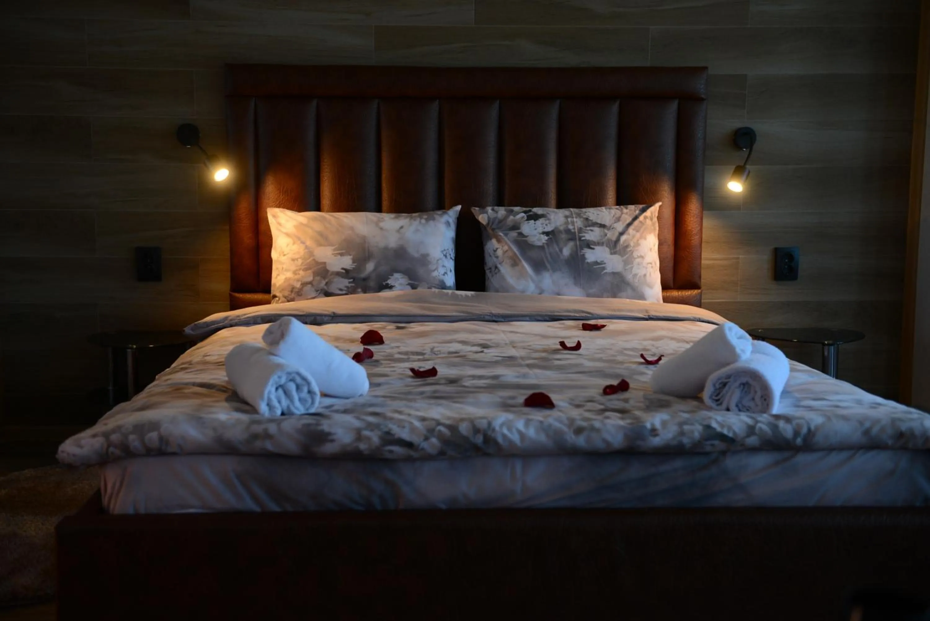 Photo of the whole room, Bed in Family Hotel Gotse Delchev