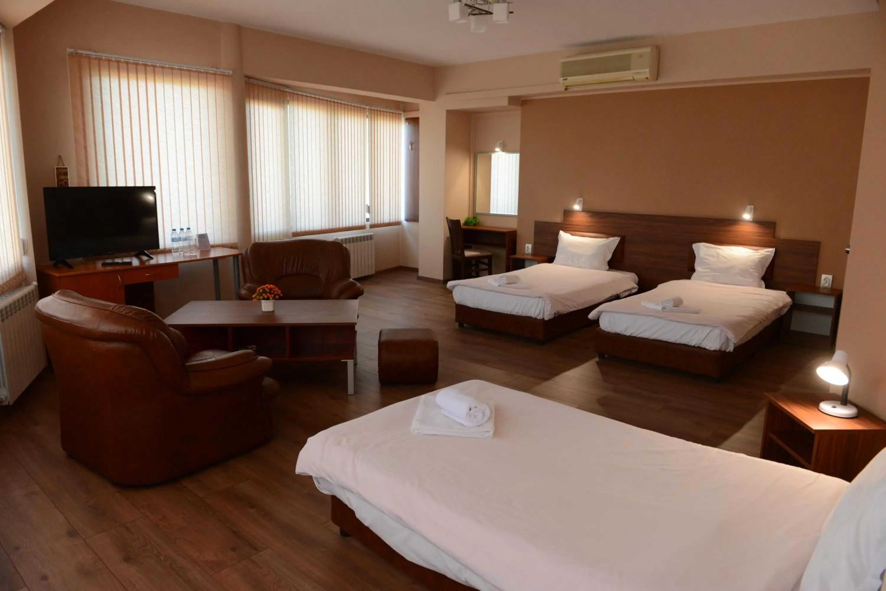 Photo of the whole room, Bed in Family Hotel Gotse Delchev