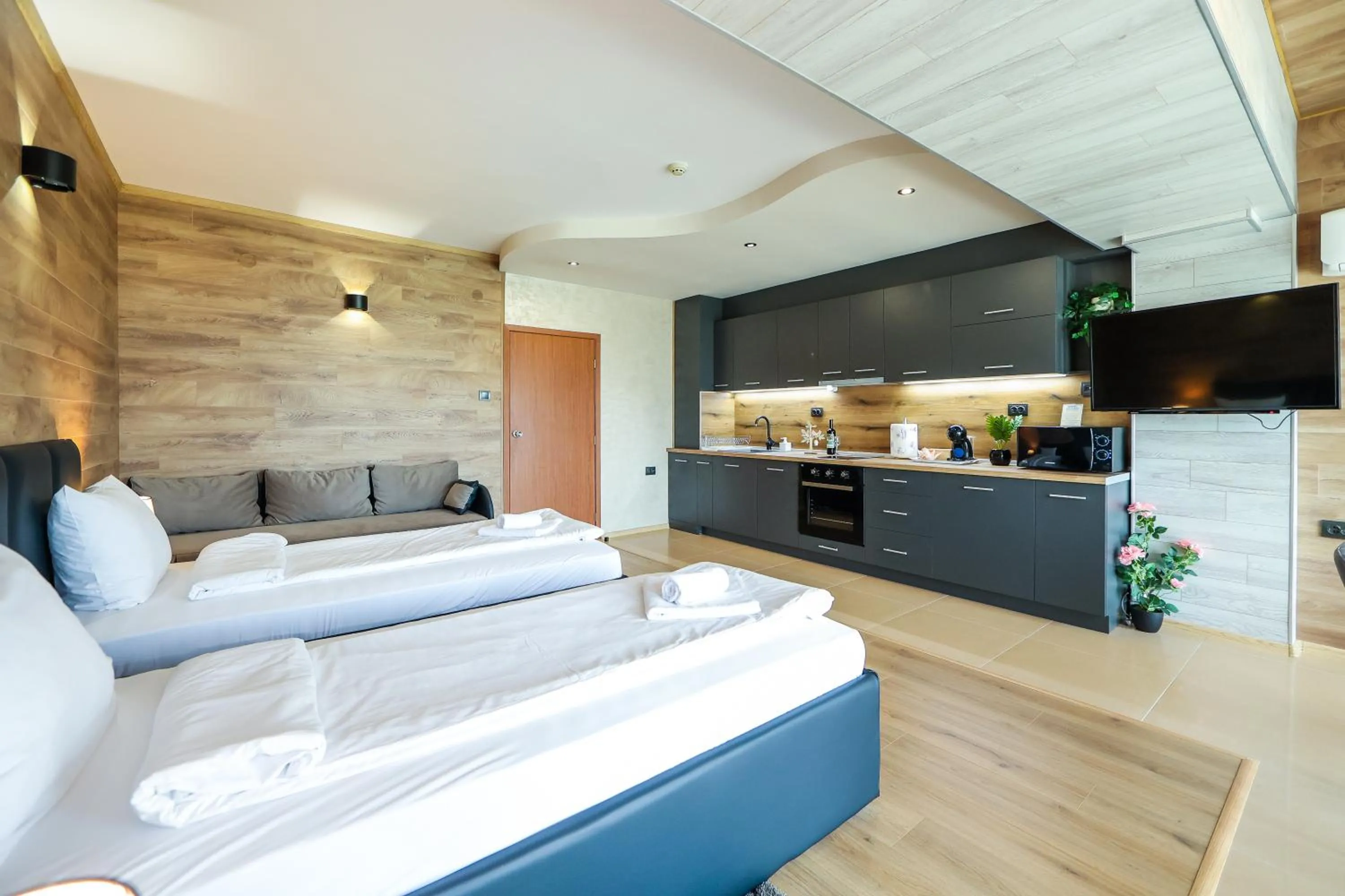 Coffee/tea facilities, Bed in Family Hotel Gotse Delchev