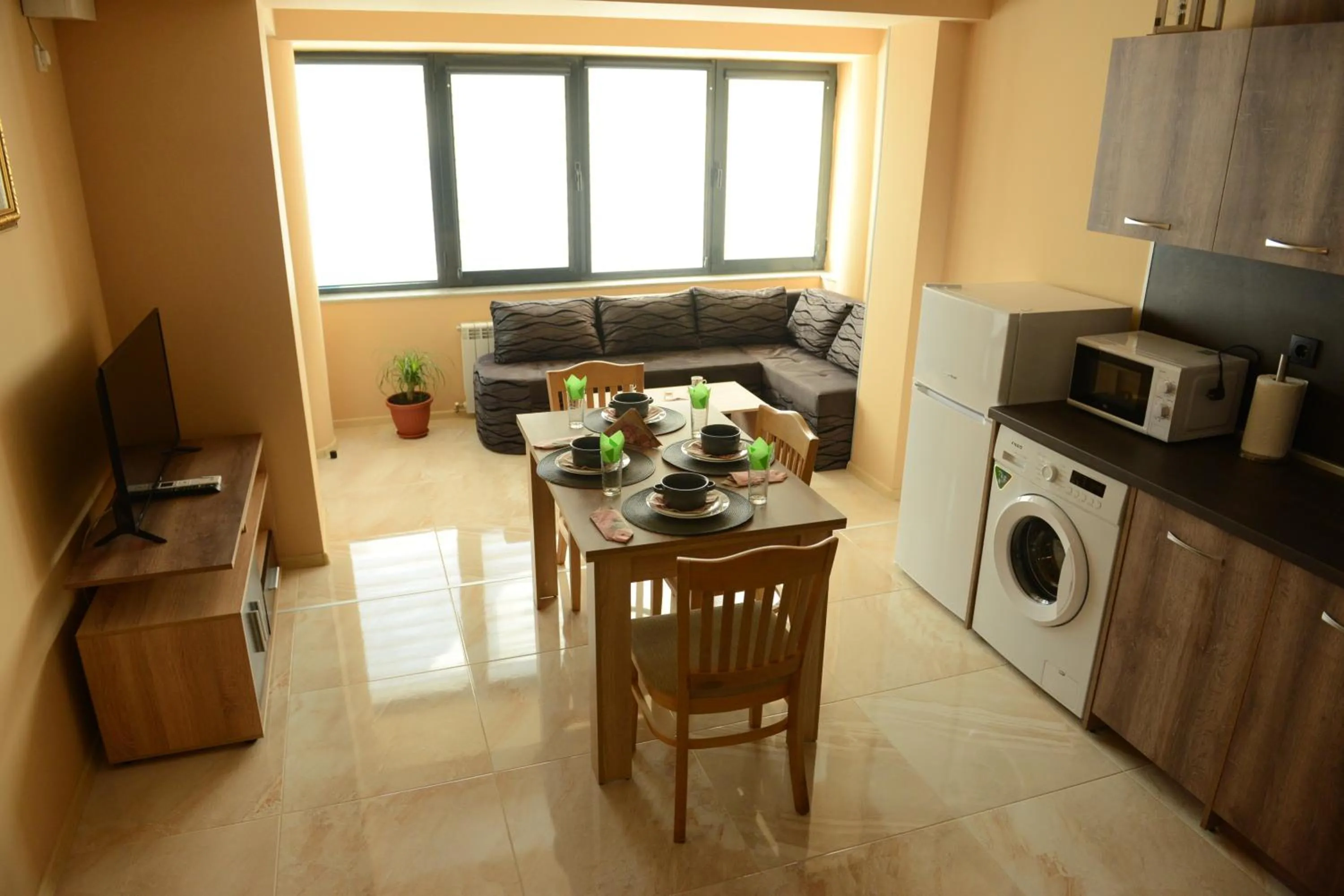 Kitchen or kitchenette in Family Hotel Gotse Delchev