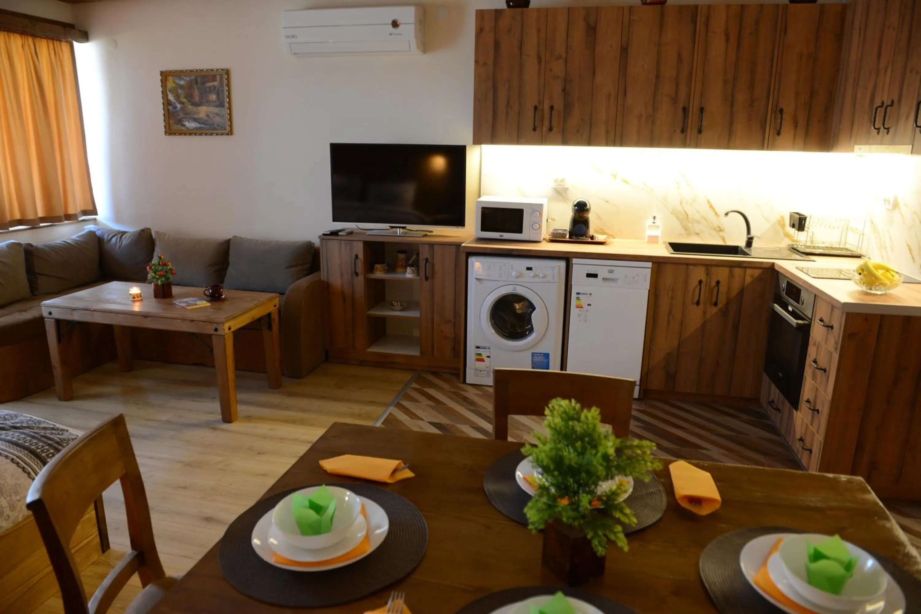 Kitchen or kitchenette in Family Hotel Gotse Delchev