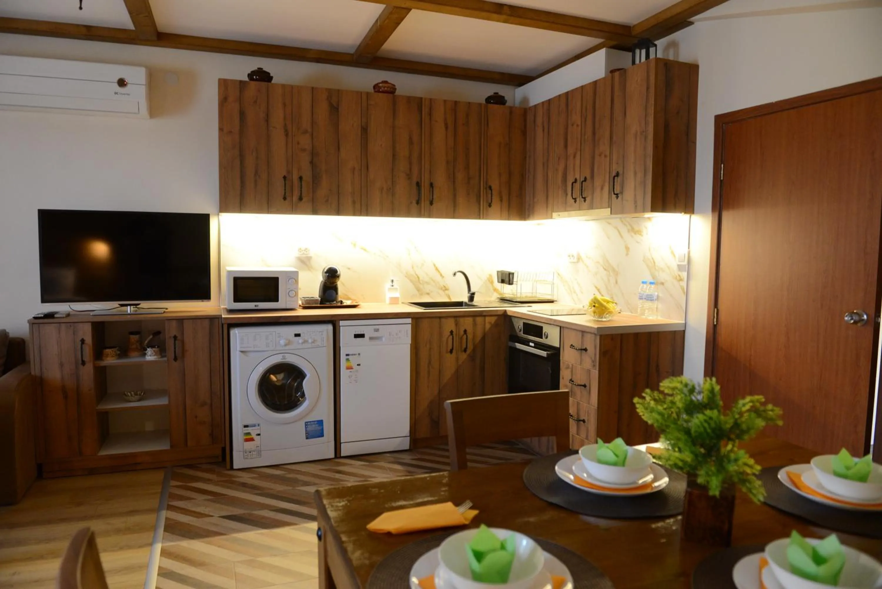 Kitchen or kitchenette in Family Hotel Gotse Delchev