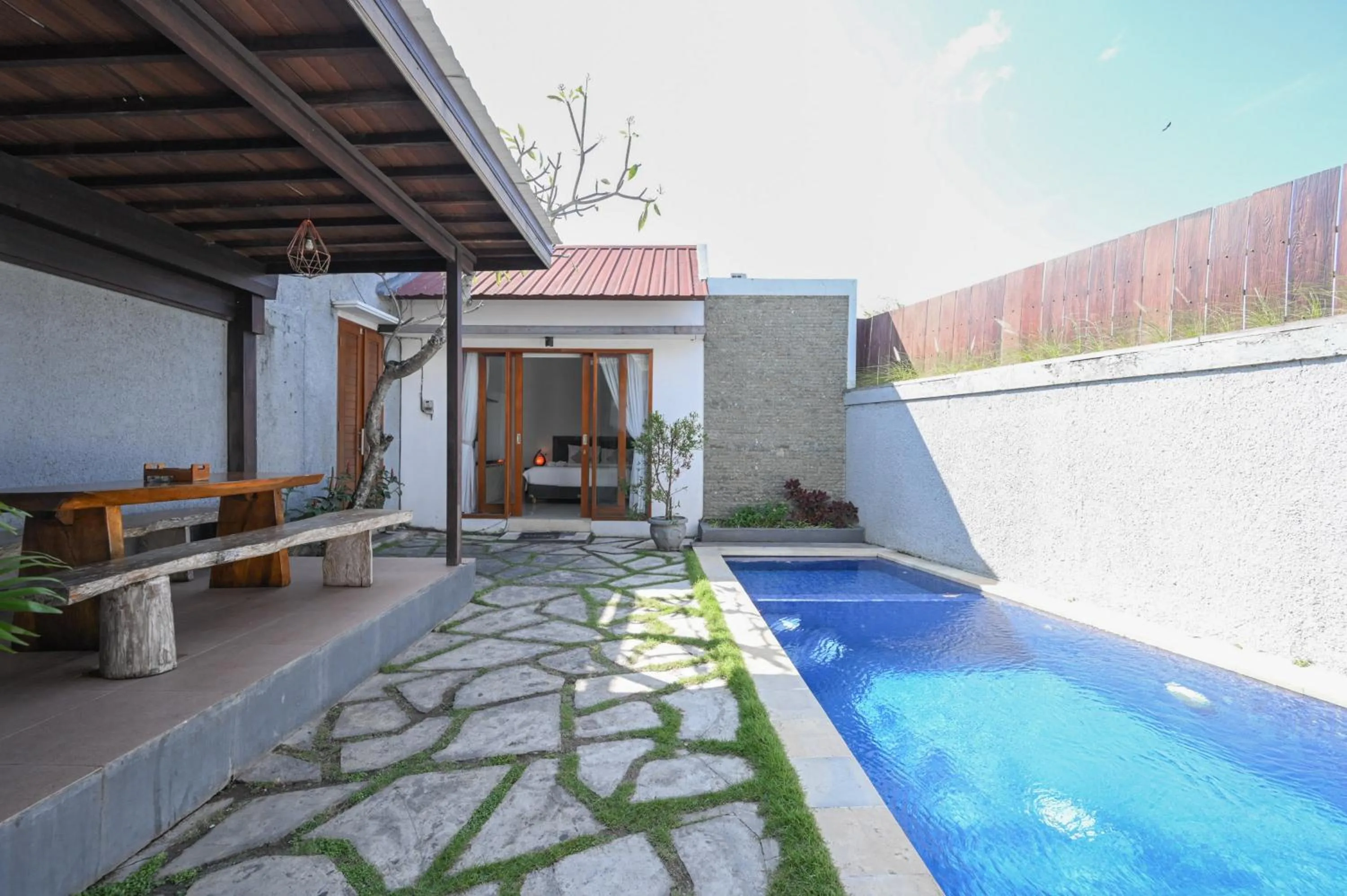 Pool view in Hoki Villa by Urbanview Villa