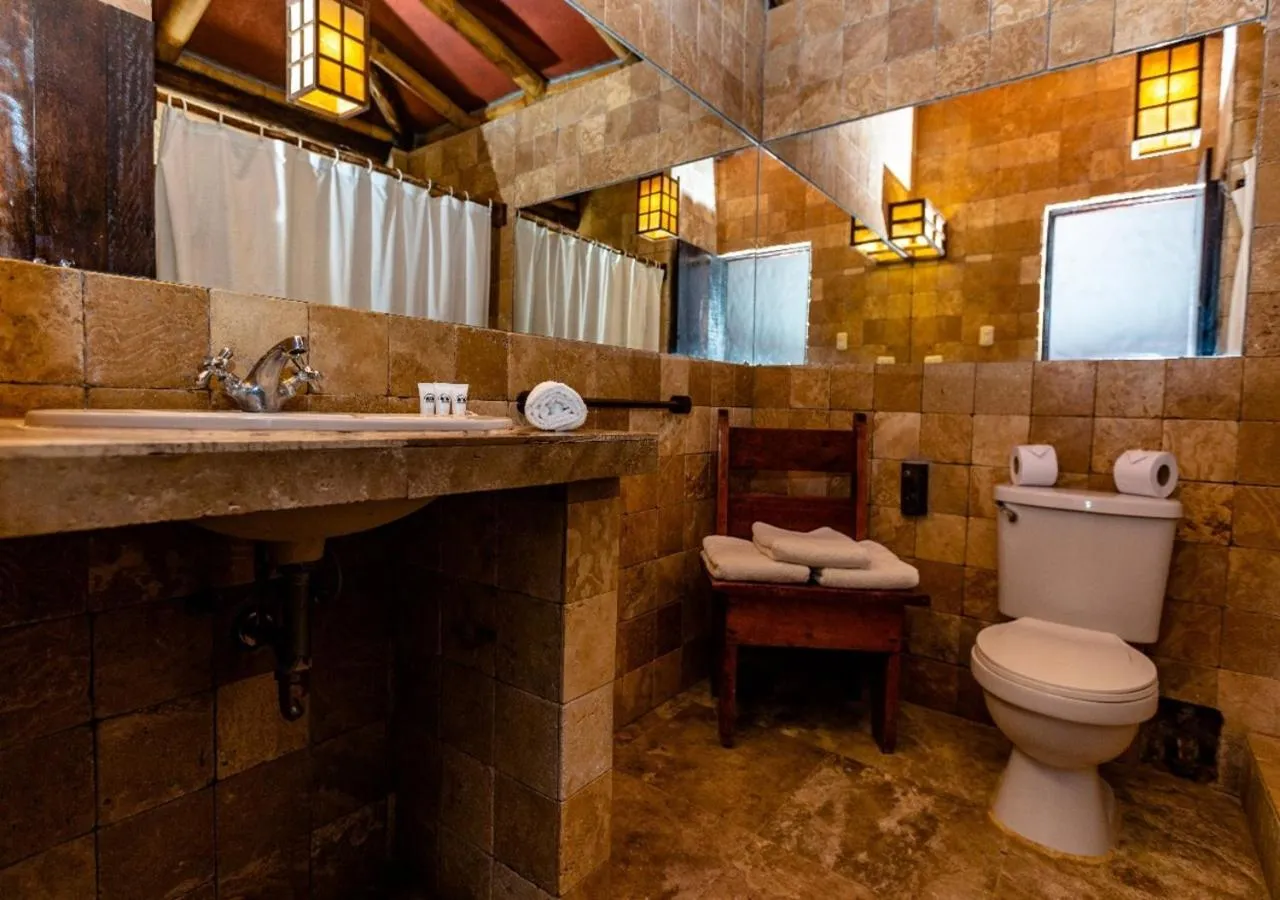 Bathroom in Las Cabañas de Antica