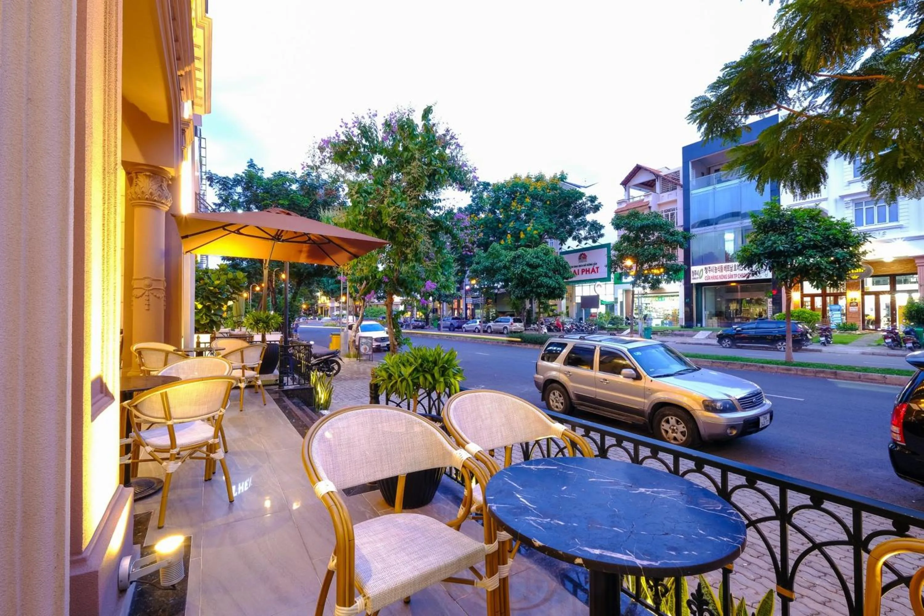 Balcony/Terrace in Golden Tree Hotel & Apartment
