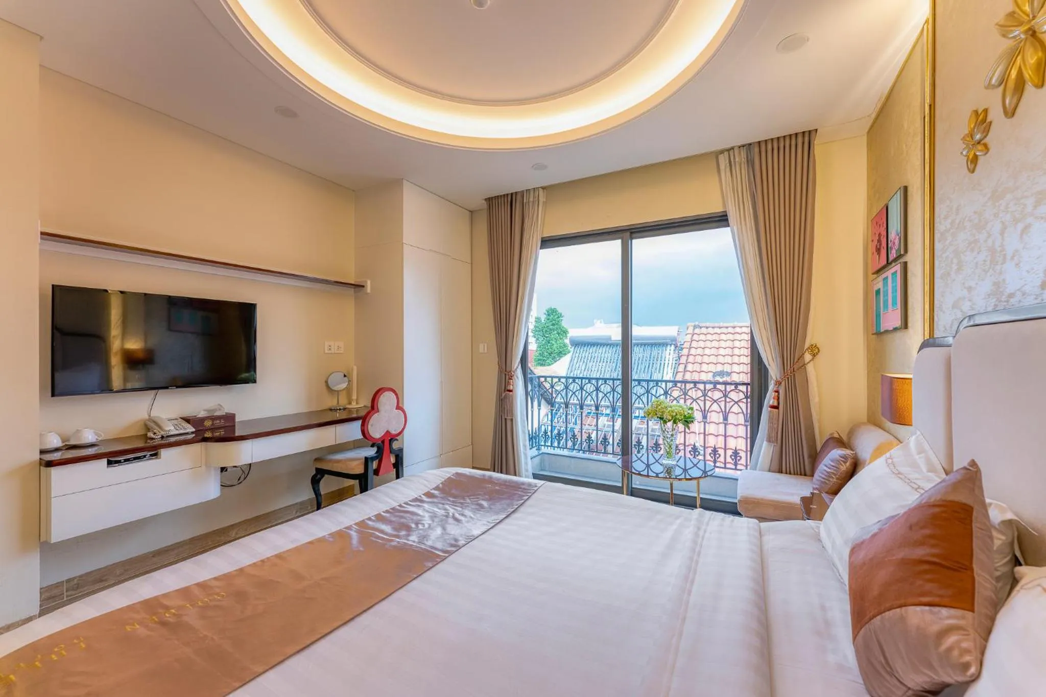 Photo of the whole room, Bed in Golden Tree Hotel & Apartment