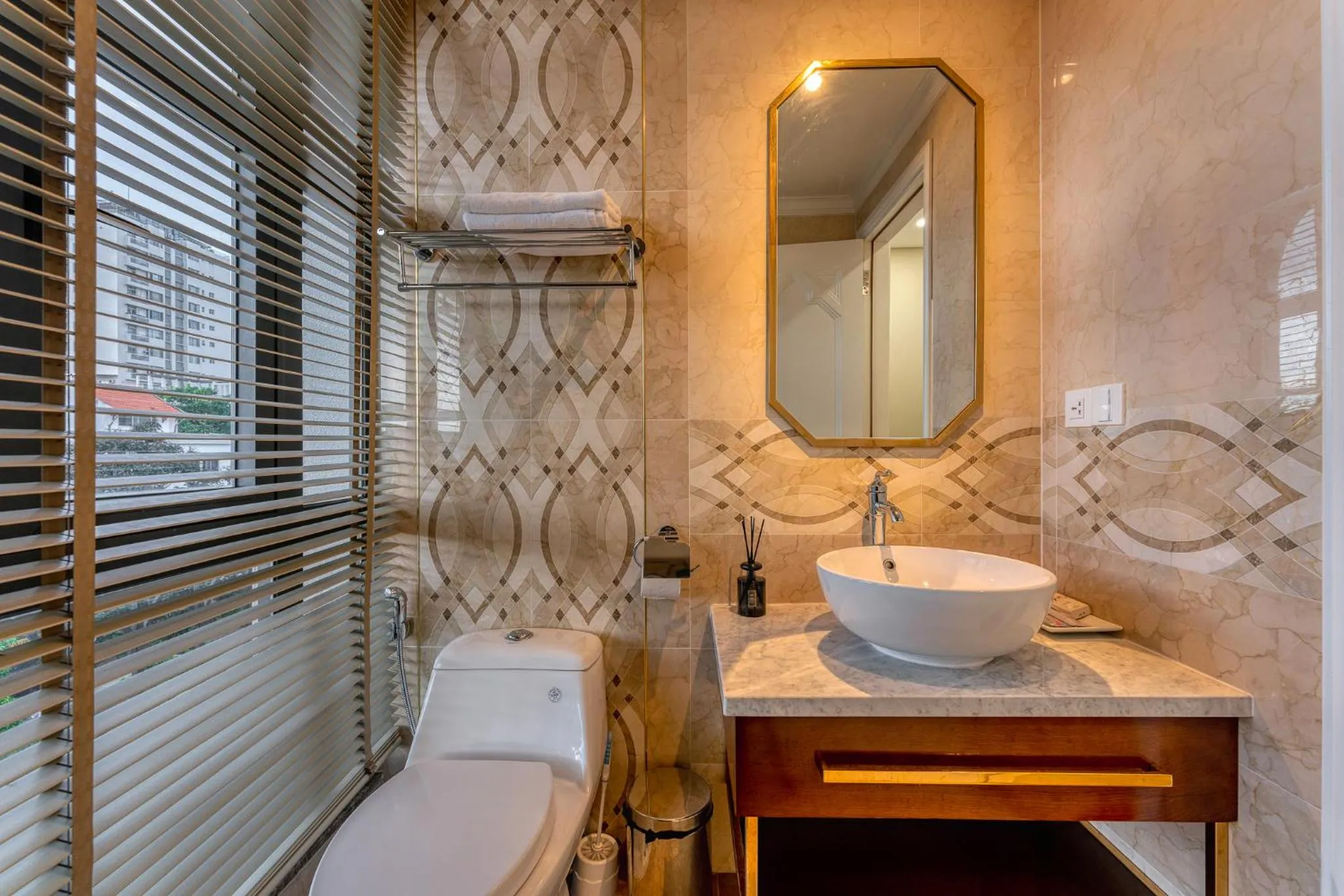 Bathroom in Golden Tree Hotel & Apartment