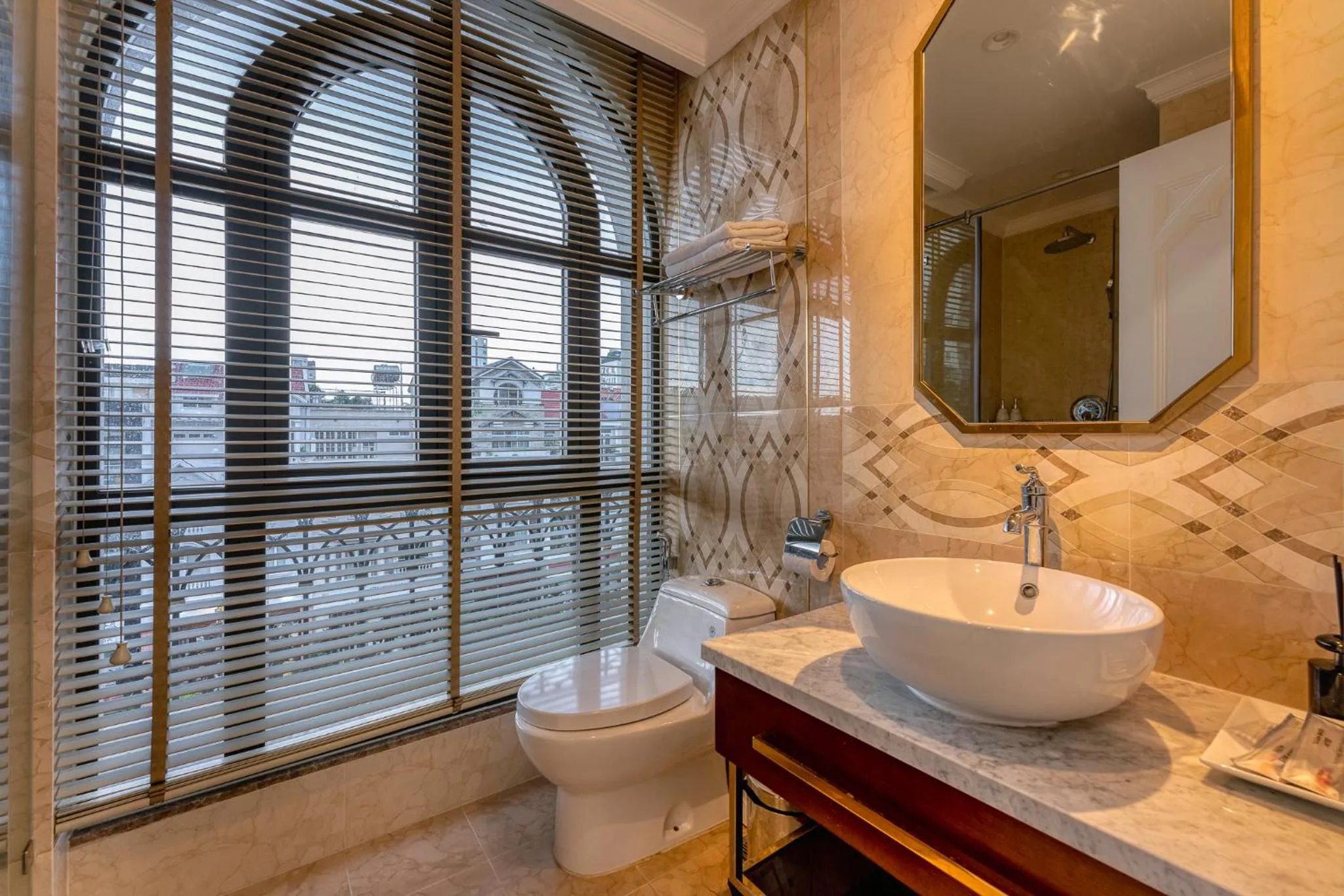 Bathroom in Golden Tree Hotel & Apartment
