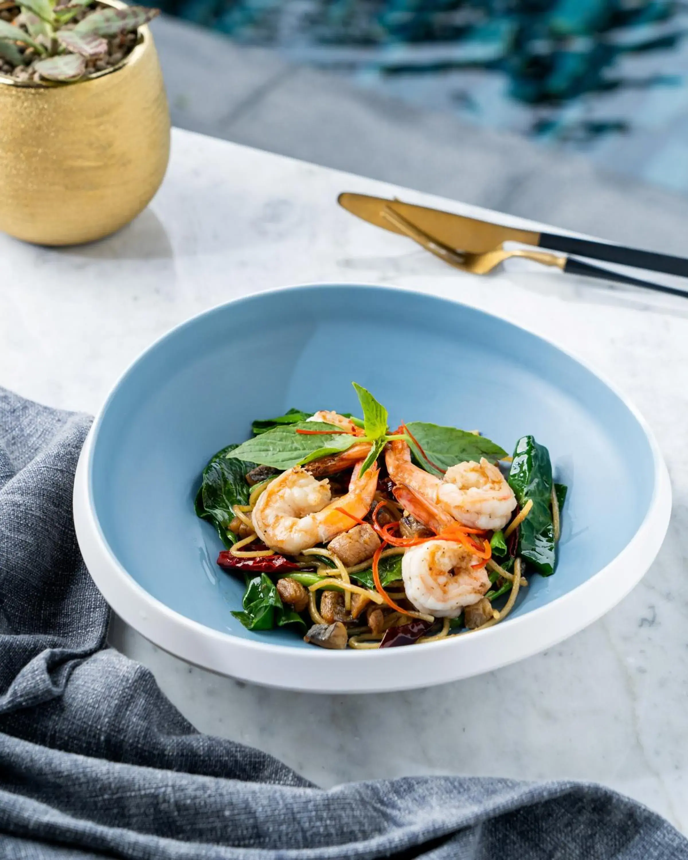 Food and drinks in Sindhorn Midtown Hotel Bangkok, Vignette Collection by IHG Food and drinks in Sindhorn Midtown Hotel Bangkok, Vignette Collection by IHG