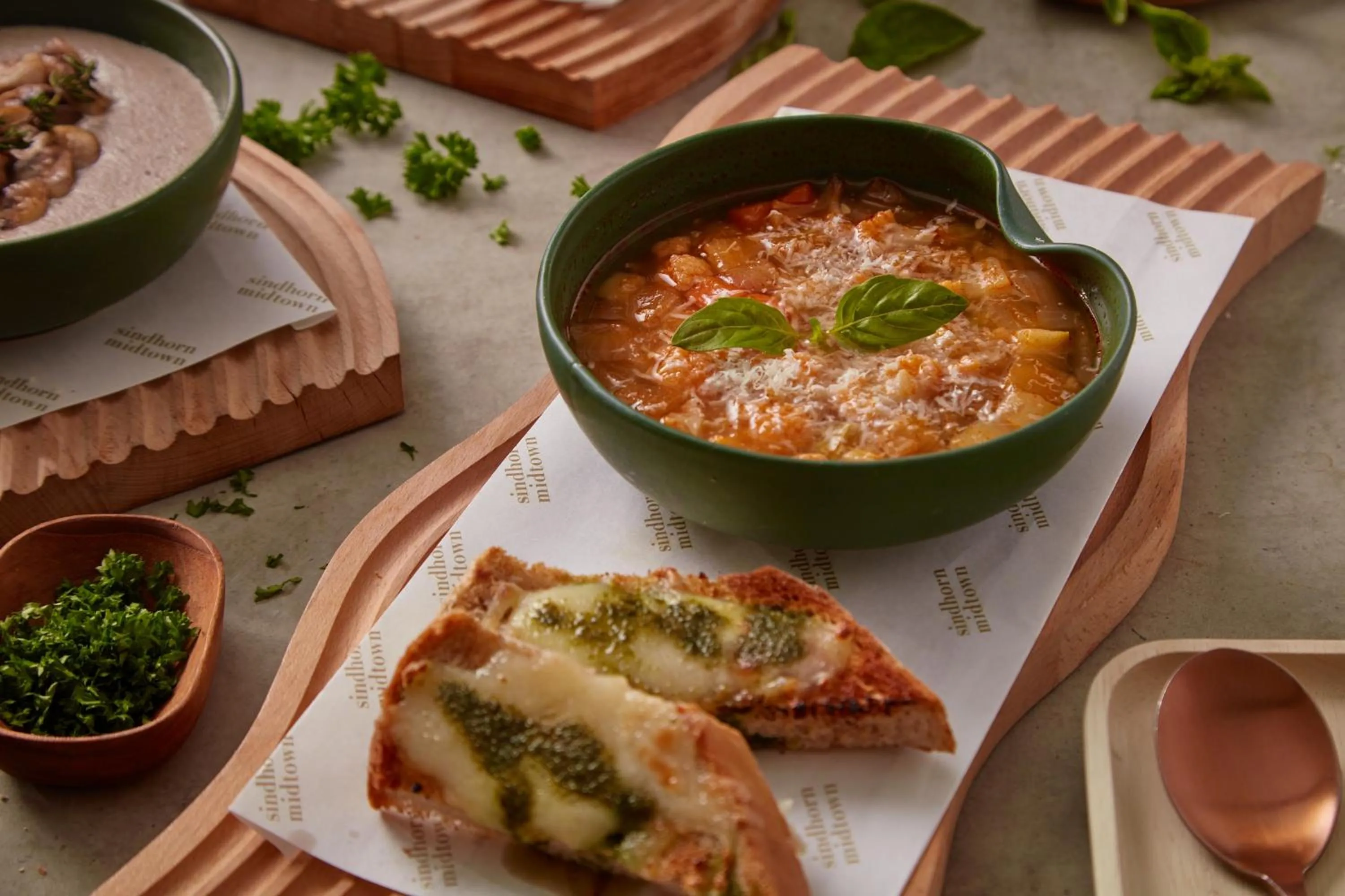 Food and drinks in Sindhorn Midtown Hotel Bangkok, Vignette Collection by IHG