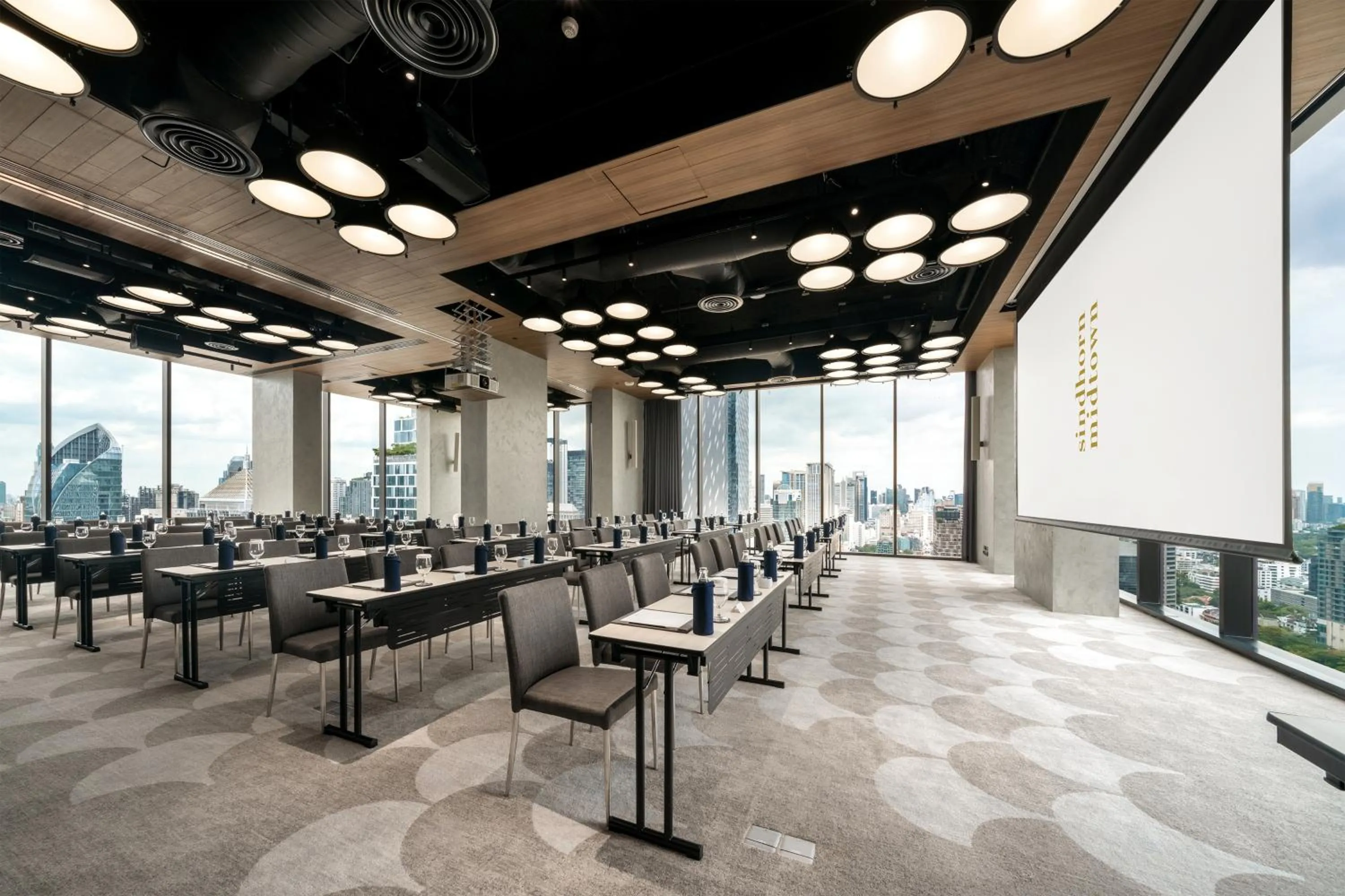 Meeting/conference room in Sindhorn Midtown Hotel Bangkok, Vignette Collection by IHG