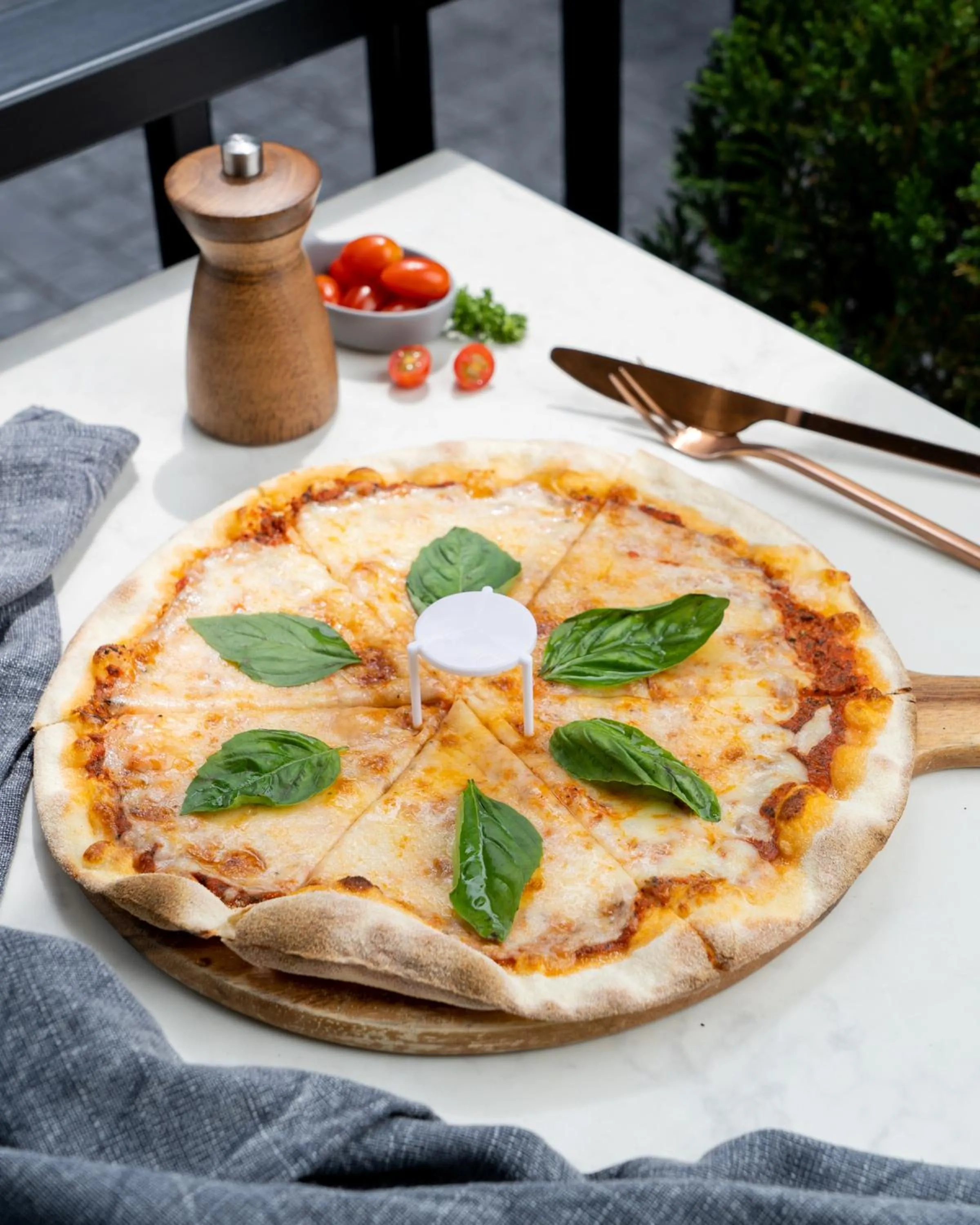 Food and drinks in Sindhorn Midtown Hotel Bangkok, Vignette Collection by IHG