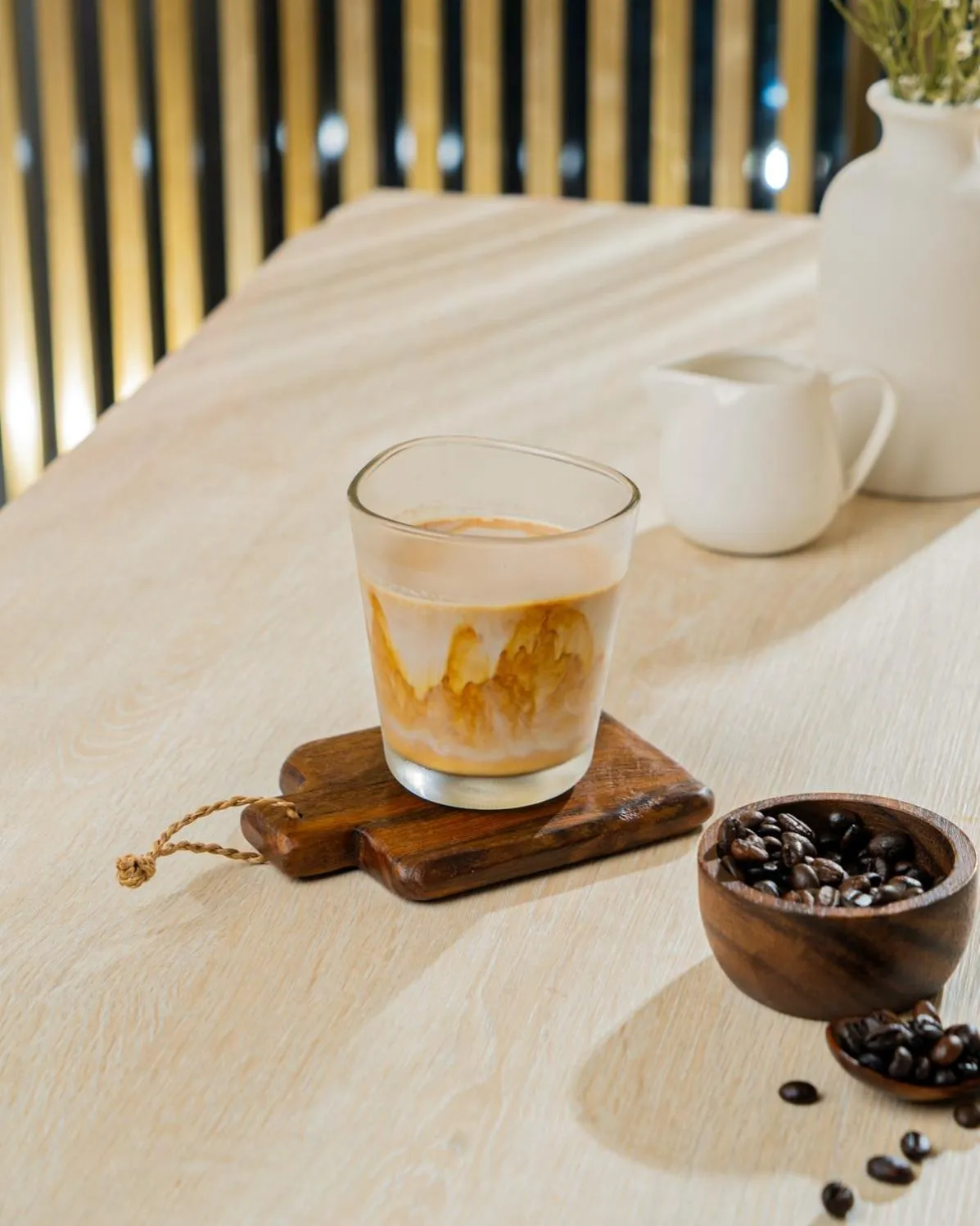 Food and drinks in Sindhorn Midtown Hotel Bangkok, Vignette Collection by IHG