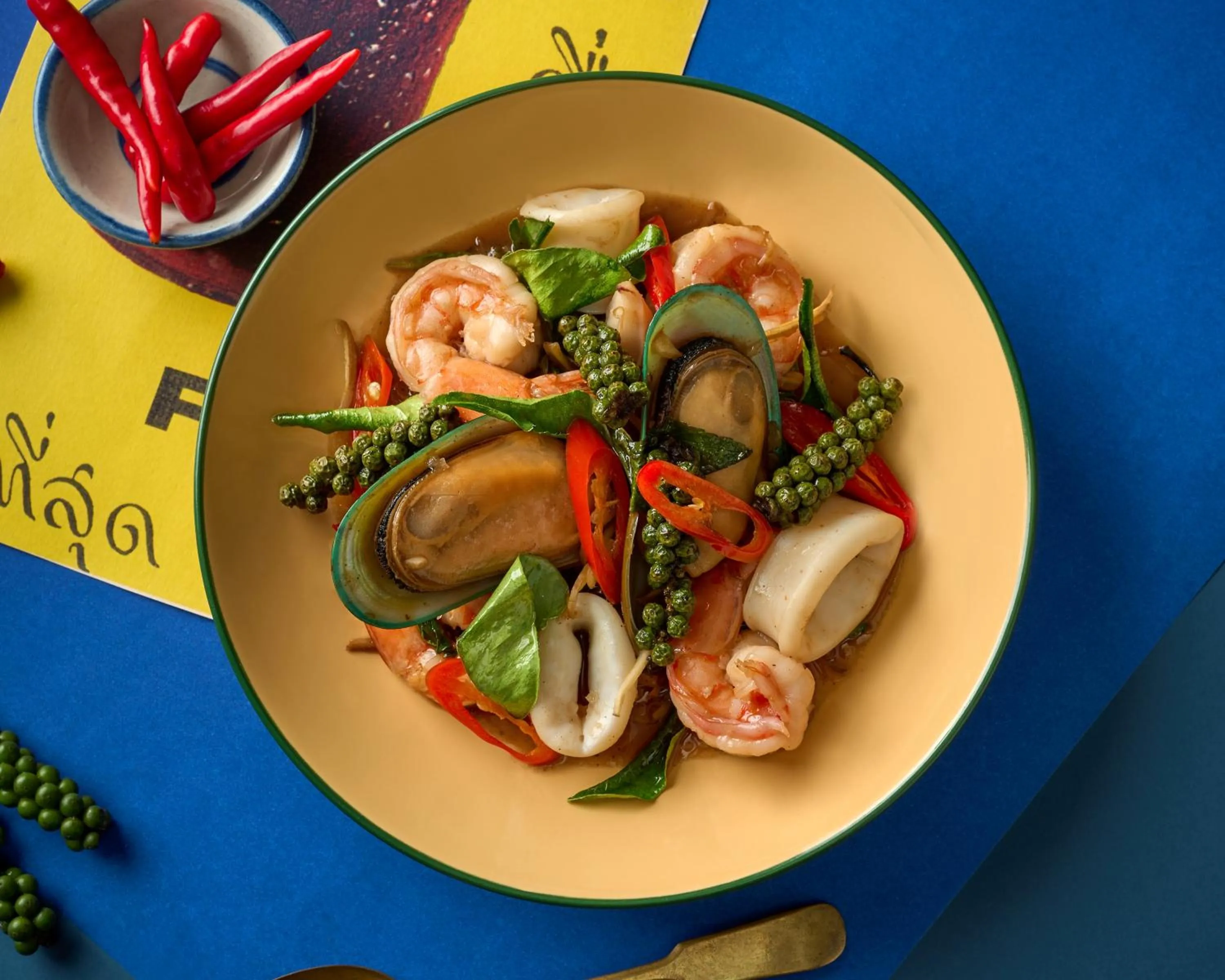 Food and drinks in Sindhorn Midtown Hotel Bangkok, Vignette Collection by IHG