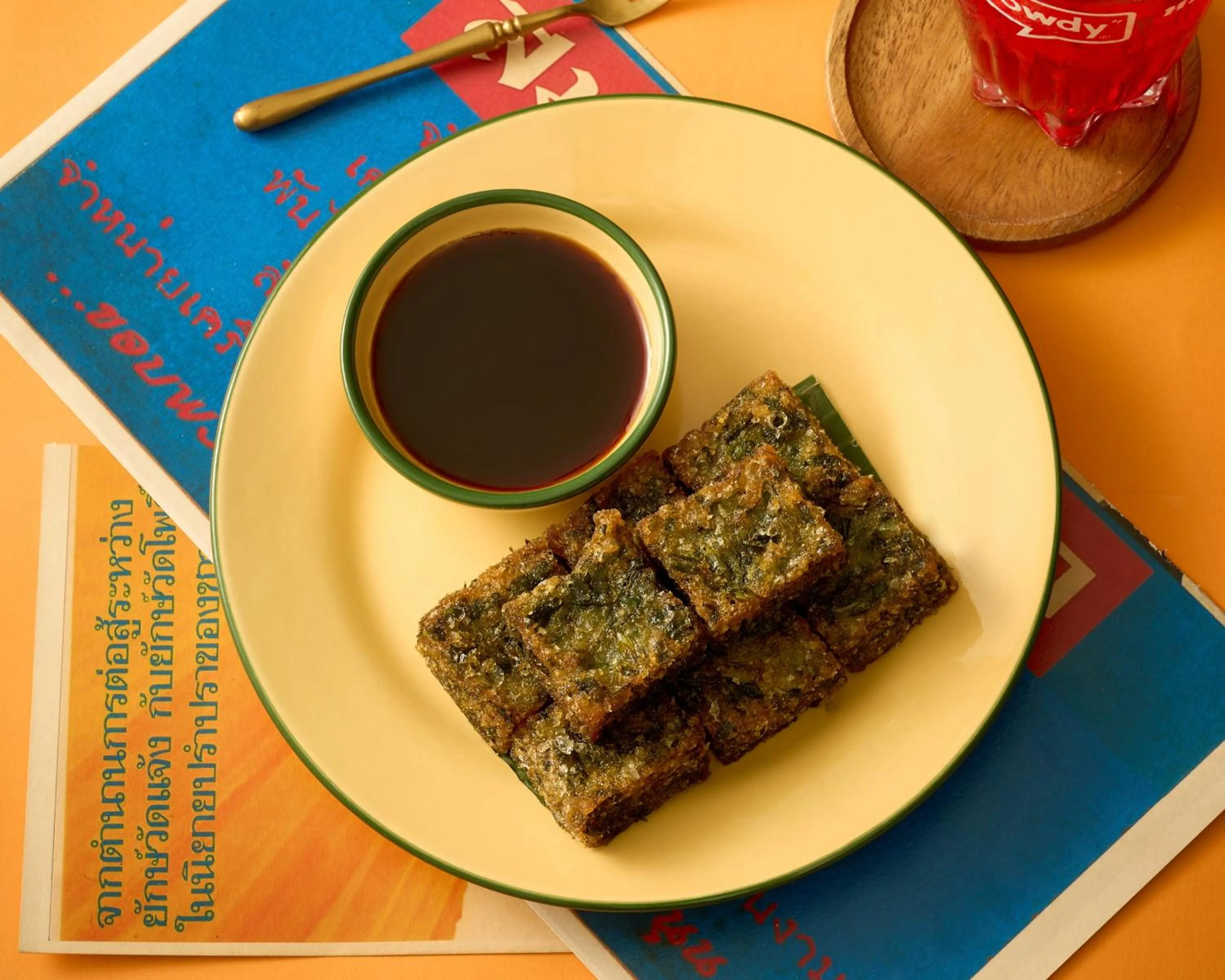 Food and drinks in Sindhorn Midtown Hotel Bangkok, Vignette Collection by IHG