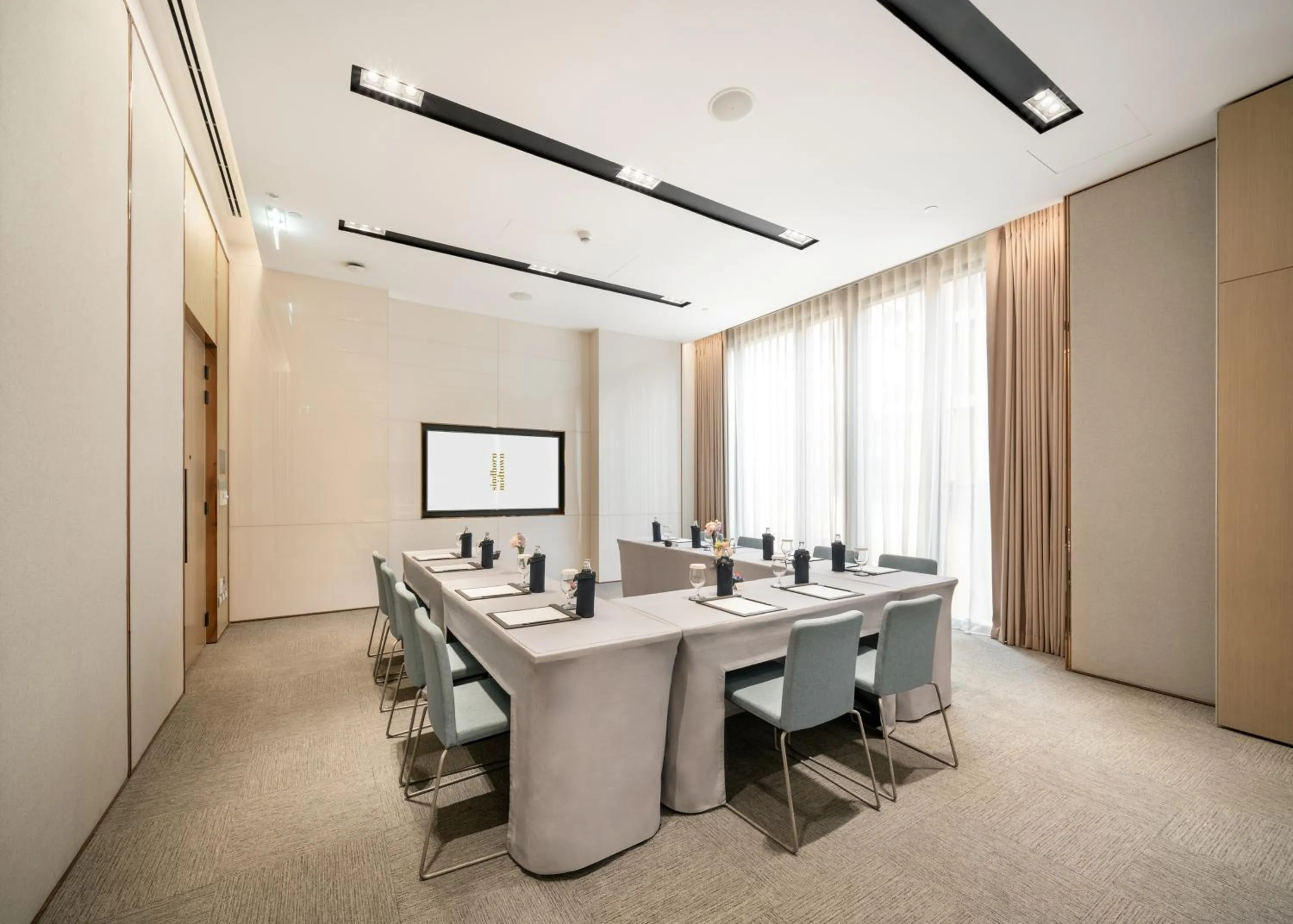 Meeting/conference room in Sindhorn Midtown Hotel Bangkok, Vignette Collection by IHG