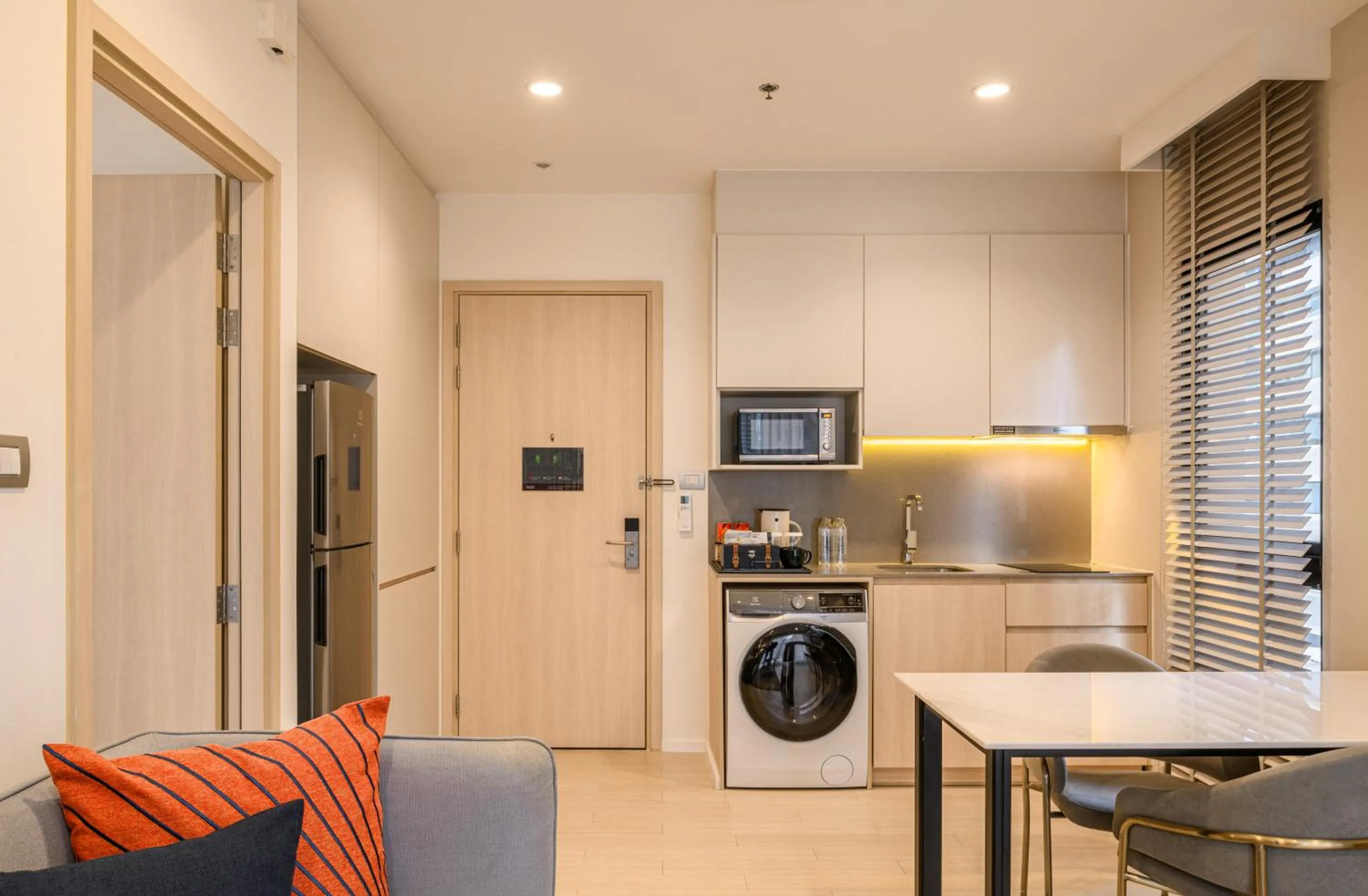 Kitchen or kitchenette in Sindhorn Midtown Hotel Bangkok, Vignette Collection by IHG