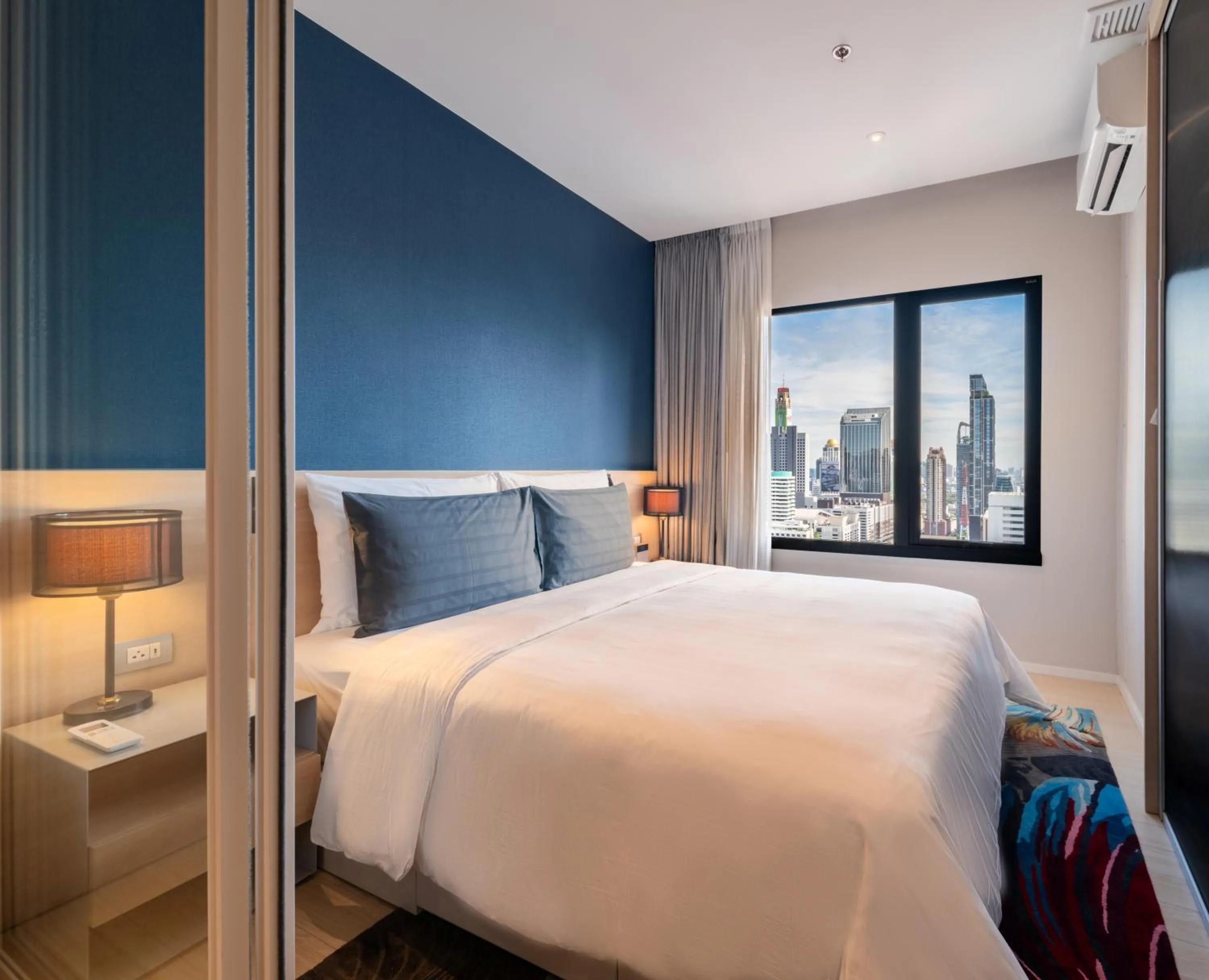 Bed in Sindhorn Midtown Hotel Bangkok, Vignette Collection by IHG