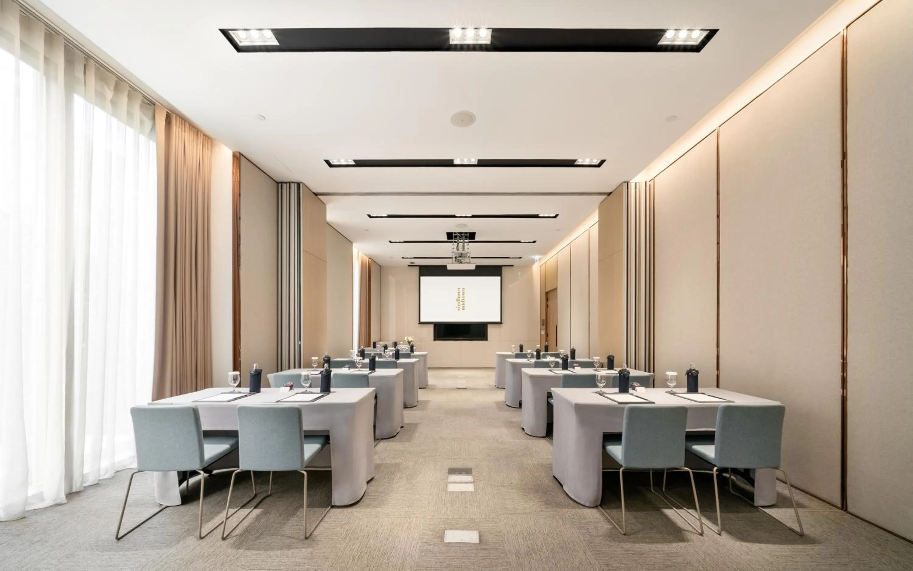 Meeting/conference room in Sindhorn Midtown Hotel Bangkok, Vignette Collection by IHG