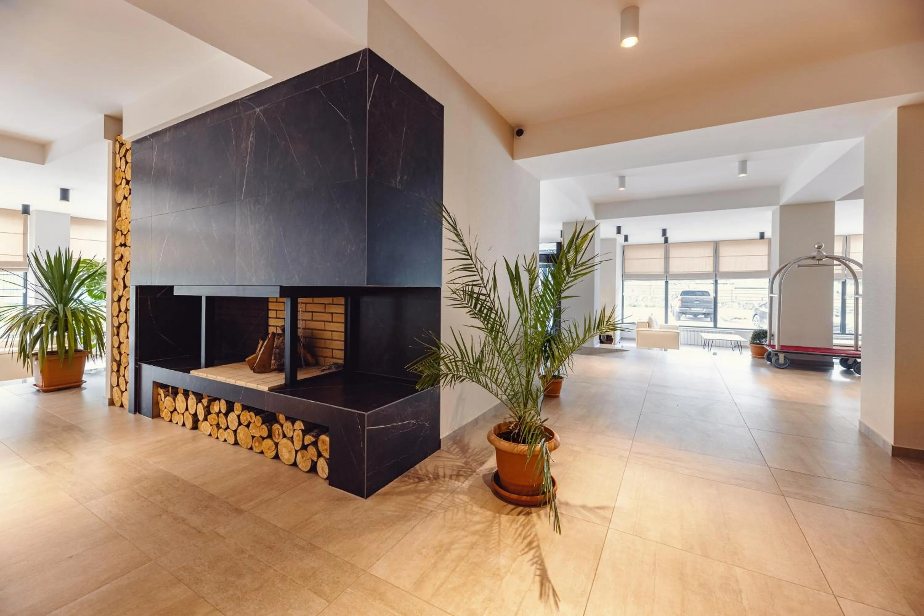 Lobby or reception in Crystal Hotel & SPA